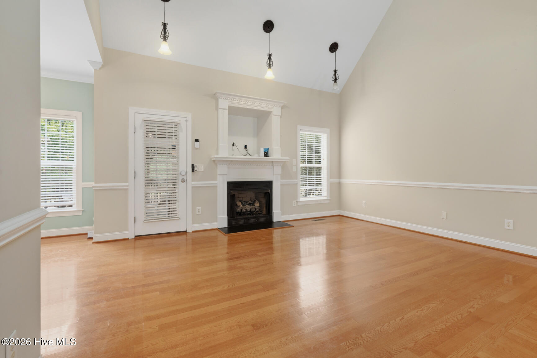 1328 Genoa Court Property Photo 8