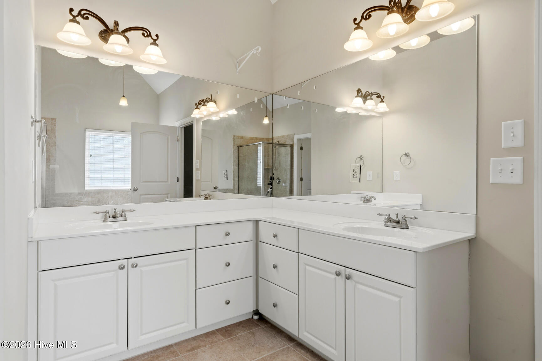 1328 Genoa Court Property Photo 22