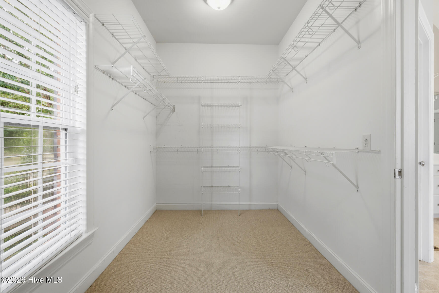 1328 Genoa Court Property Photo 24