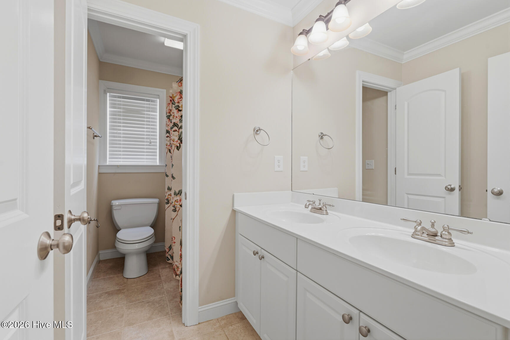 1328 Genoa Court Property Photo 35