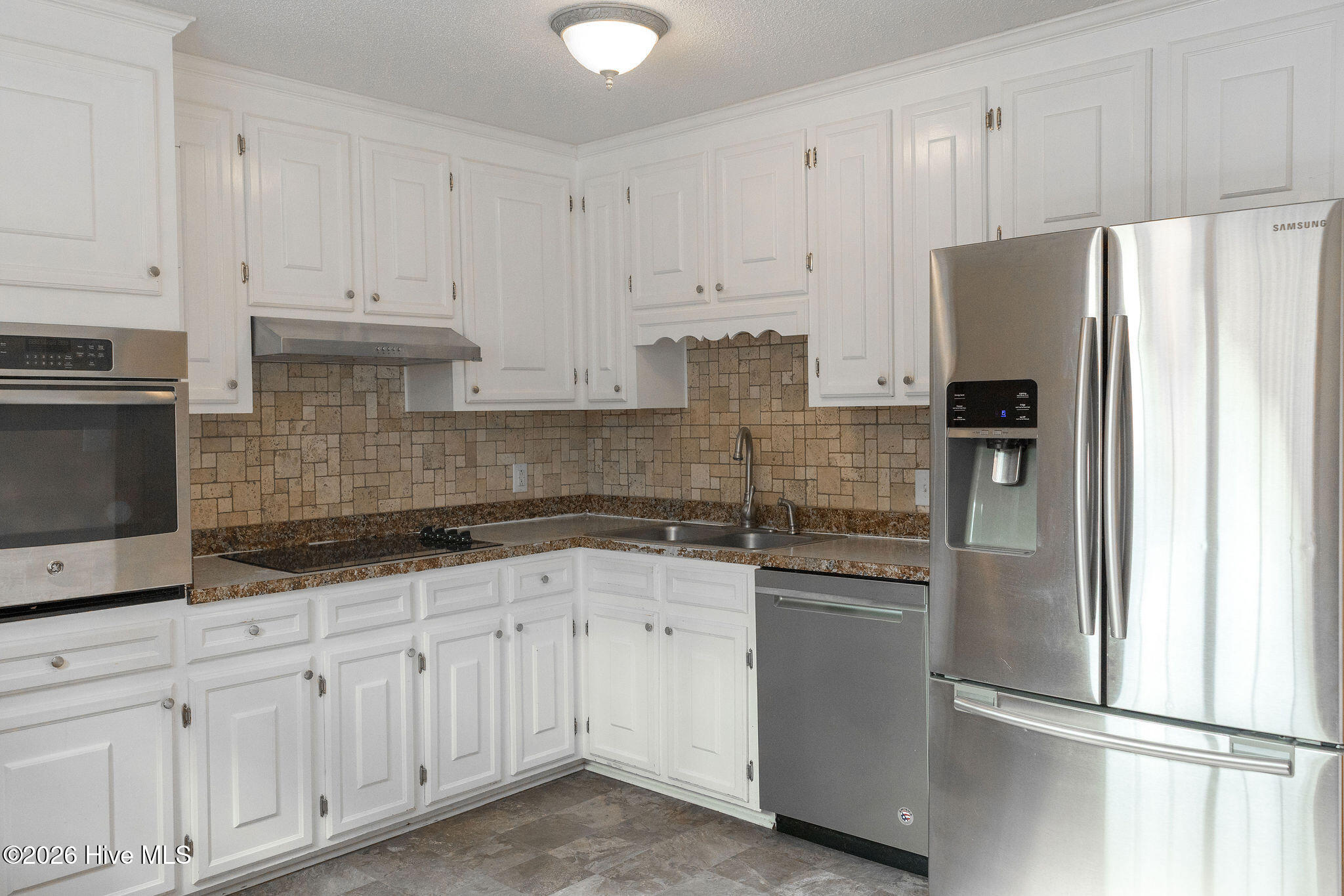 1380 Genoa Road Property Photo 8