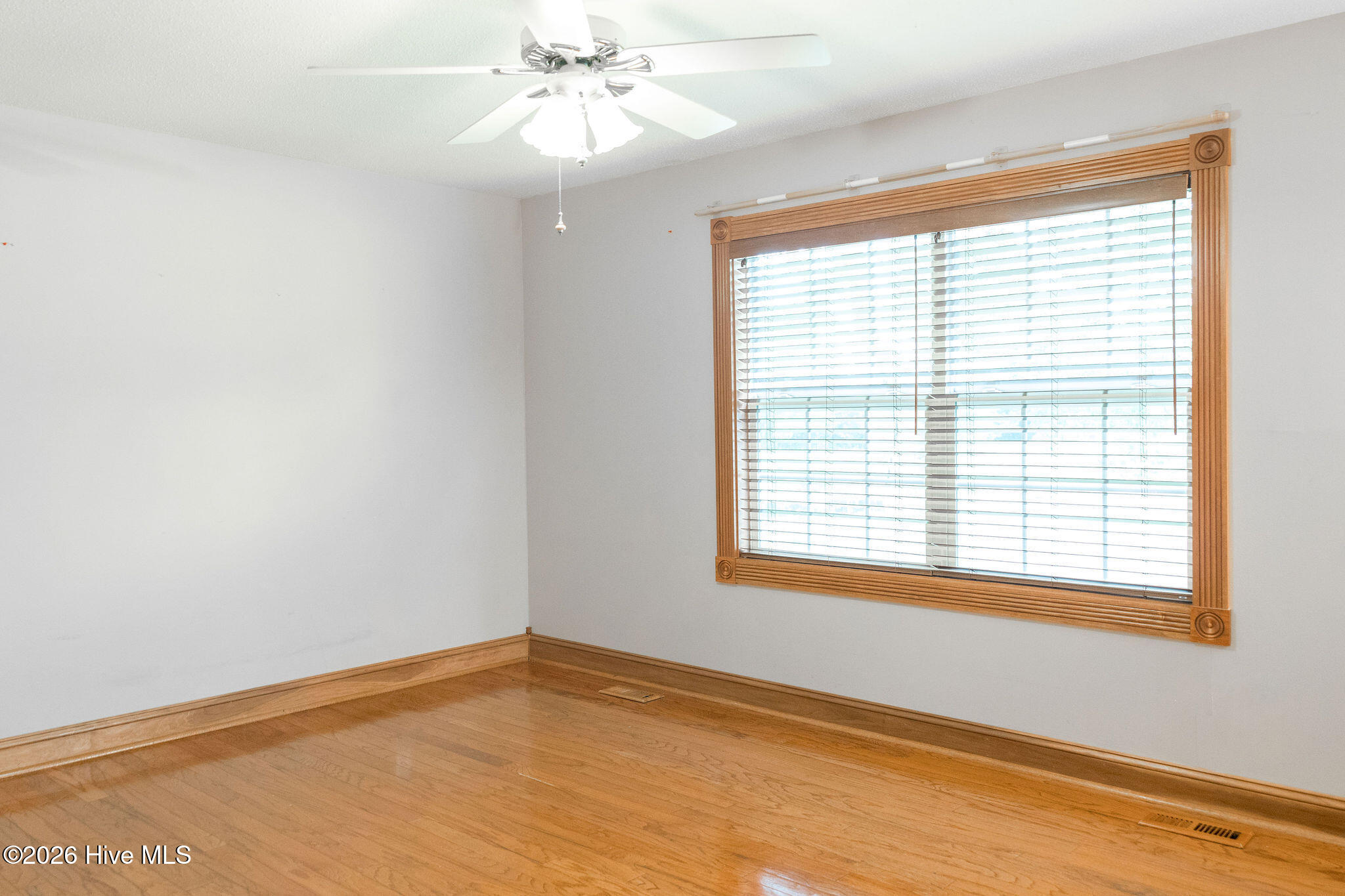 1380 Genoa Road Property Photo 9