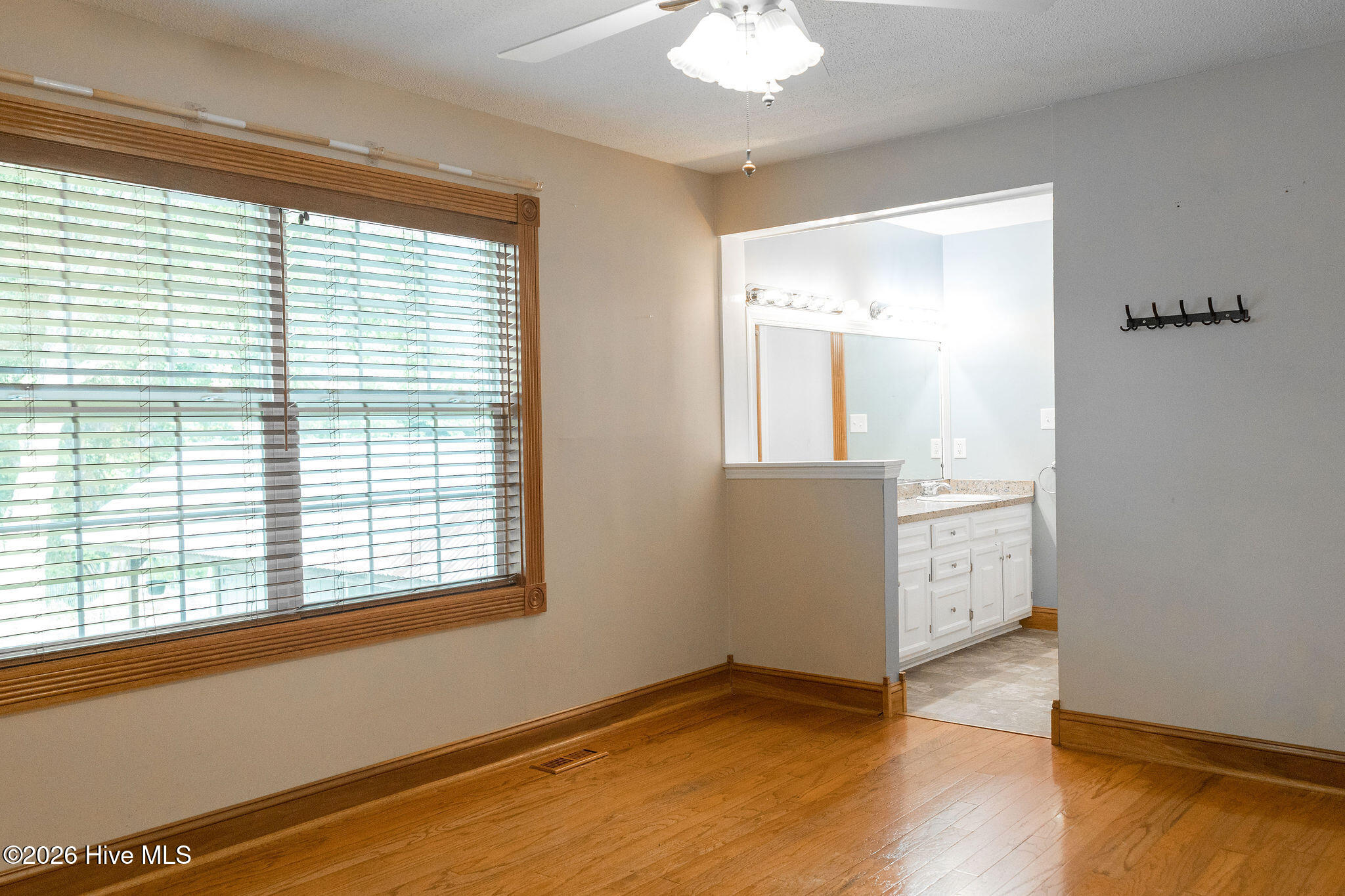 1380 Genoa Road Property Photo 11