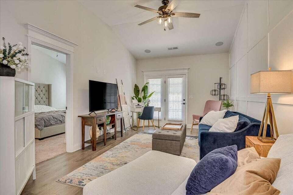 312 Sumac Trail Property Photo 4
