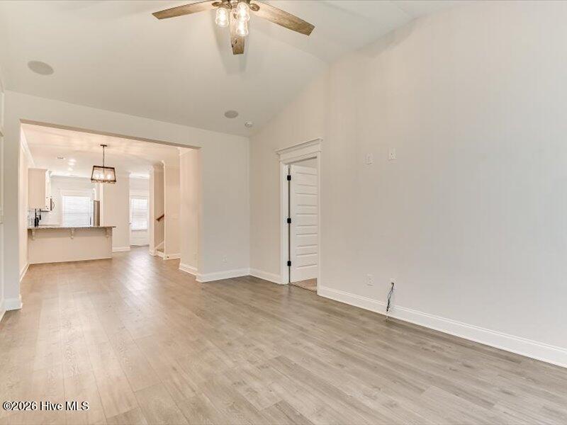 312 Sumac Trail Property Photo 28