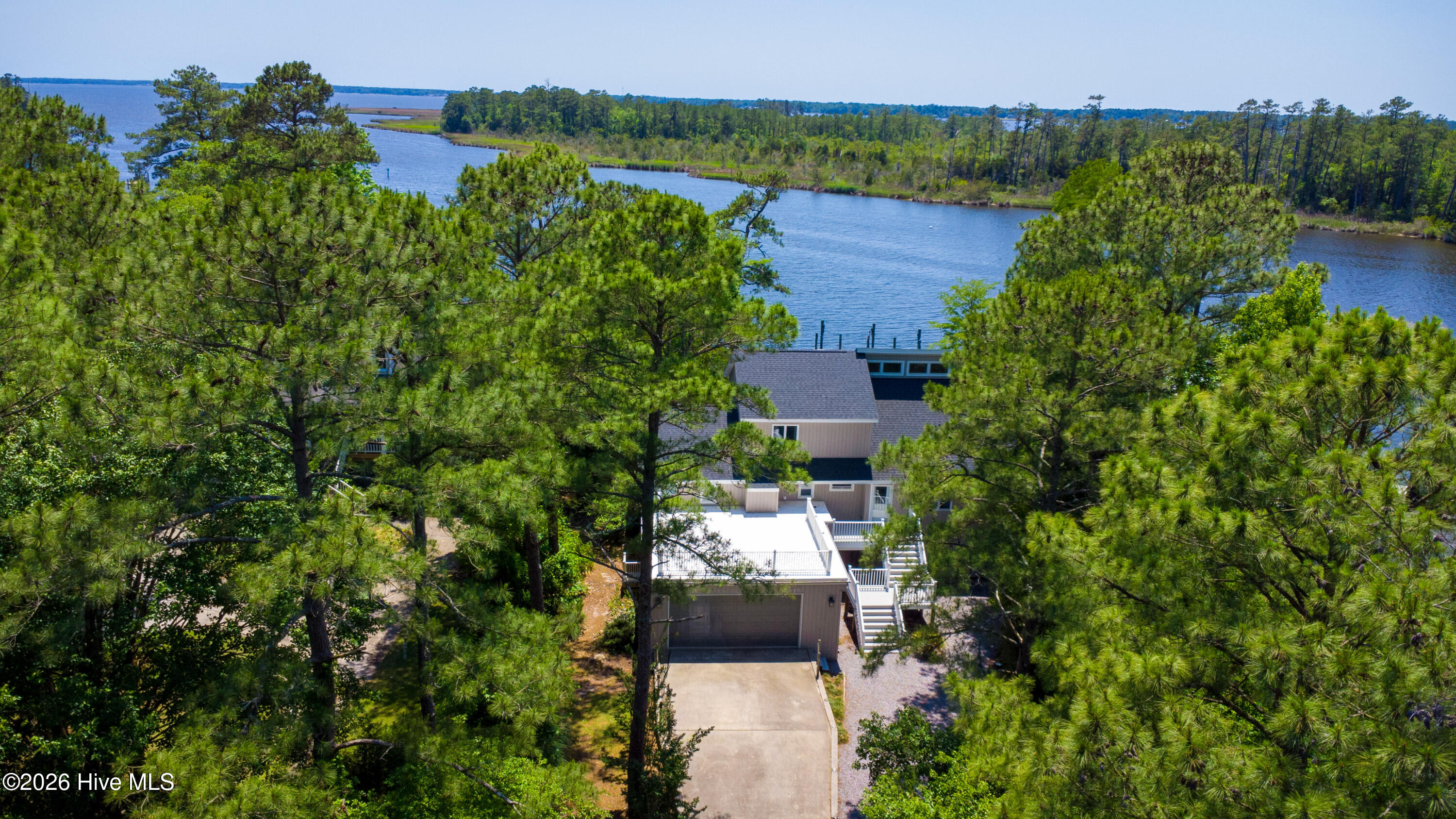 5616 Gondolier Drive Property Photo 1
