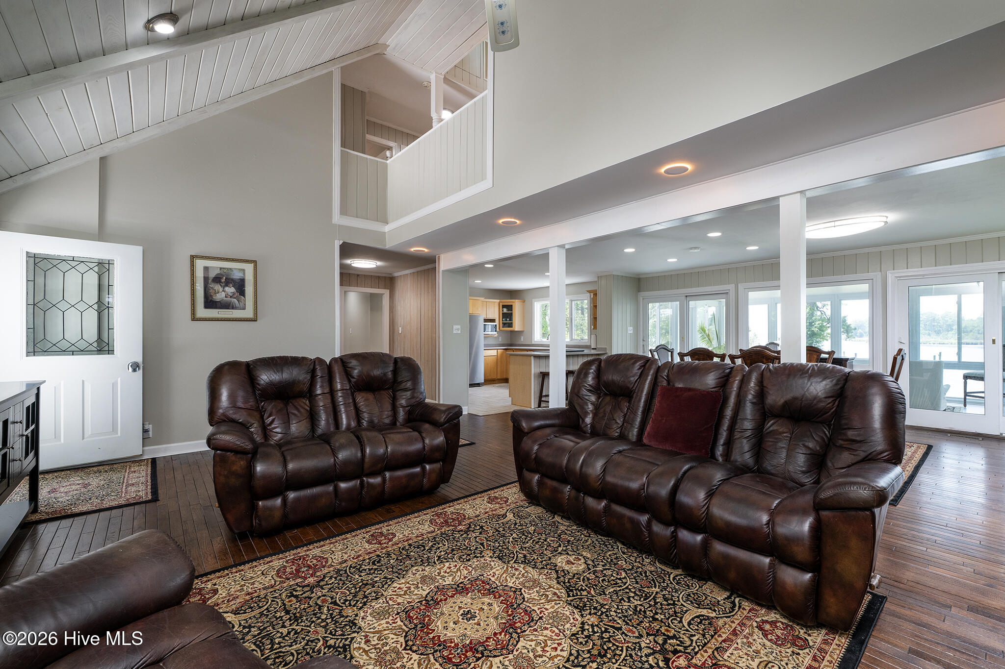 5616 Gondolier Drive Property Photo 3