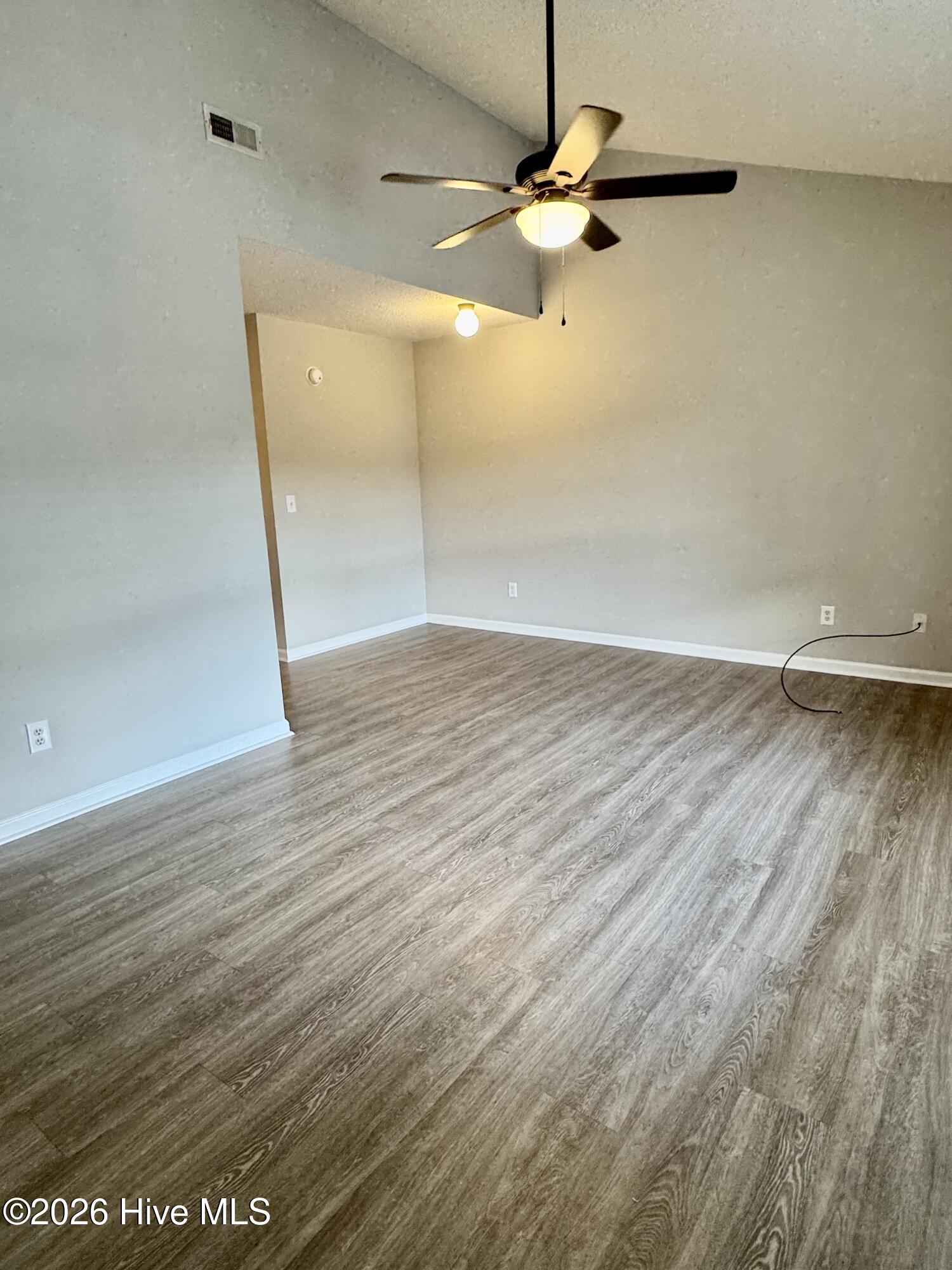 1251 Westpointe Drive 6 Property Photo 6