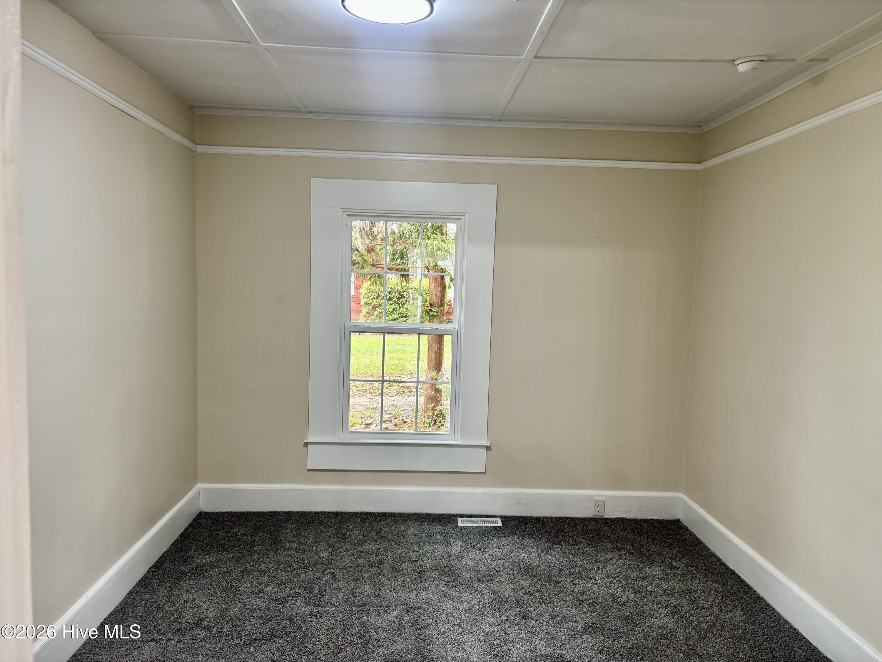 102 E Main Street Property Photo 13