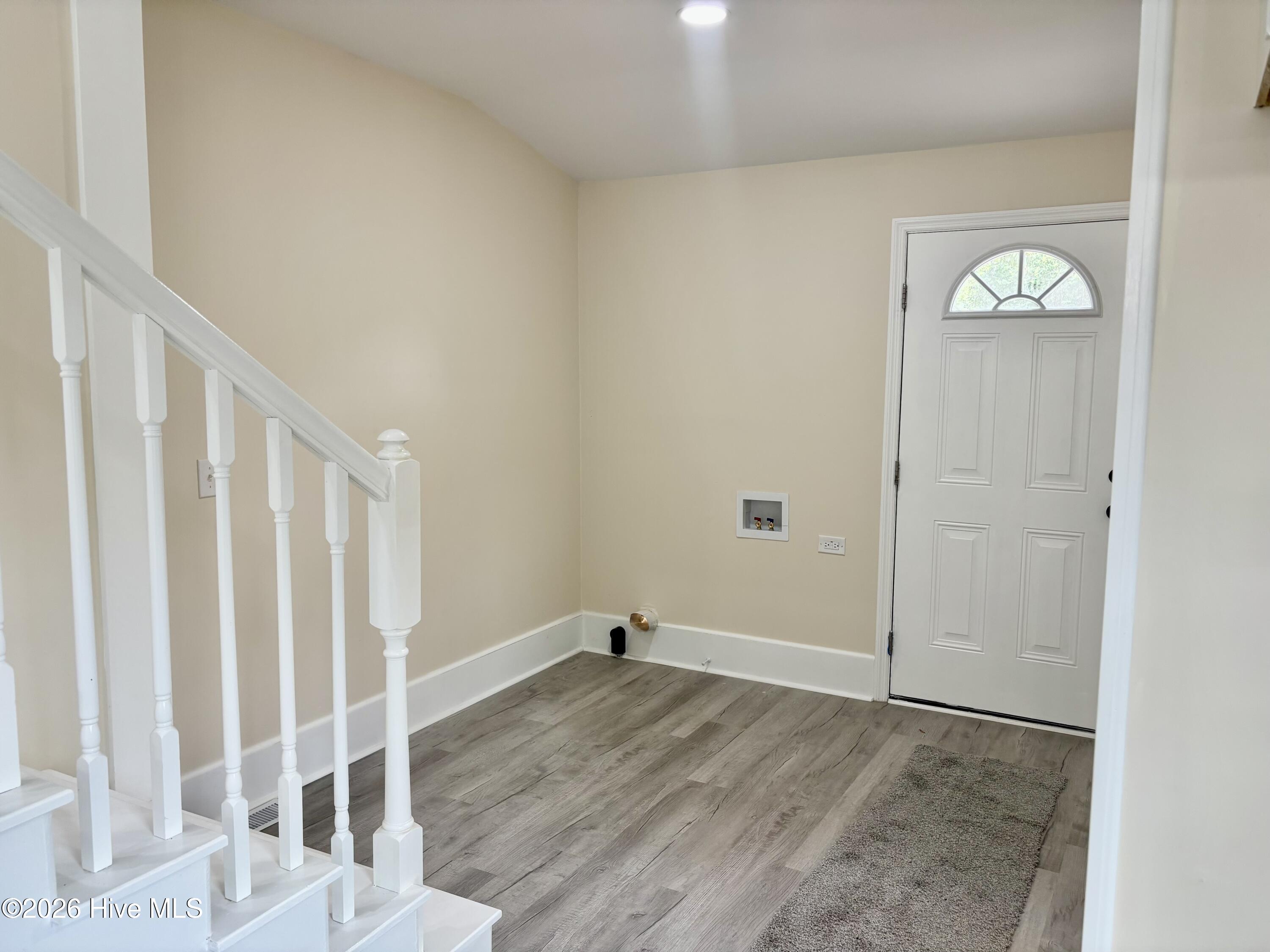 102 E Main Street Property Photo 14