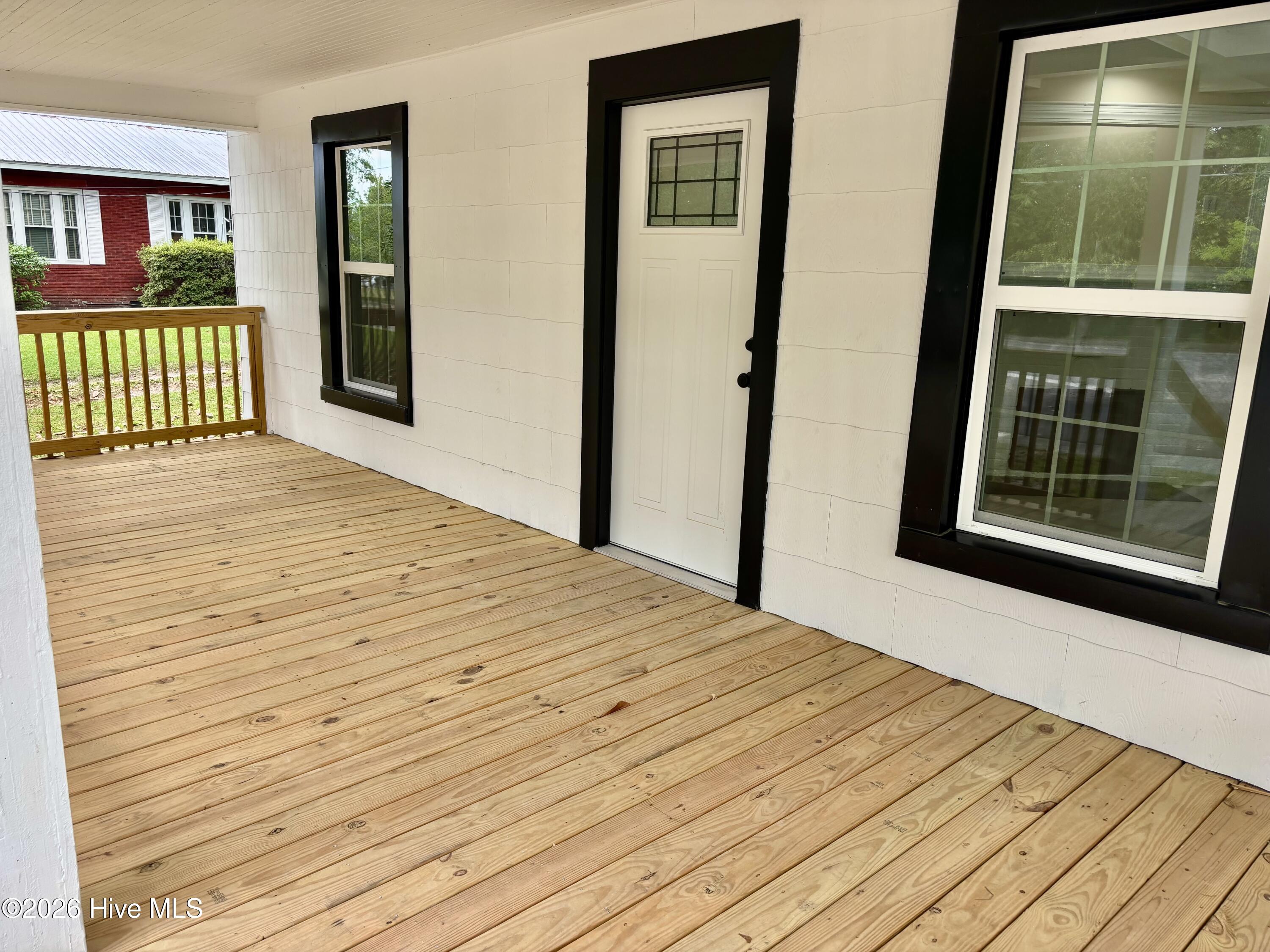 102 E Main Street Property Photo 24