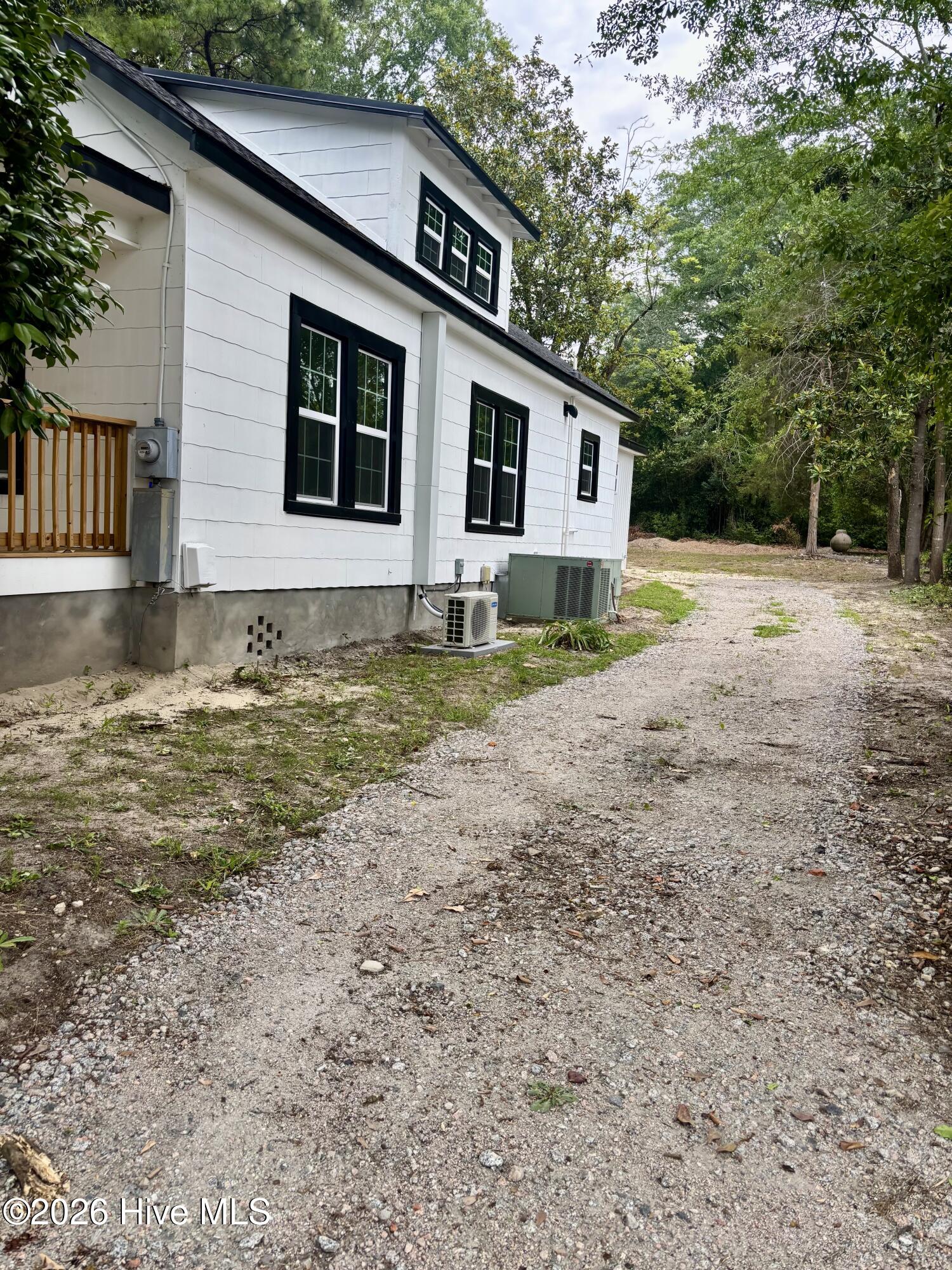102 E Main Street Property Photo 27