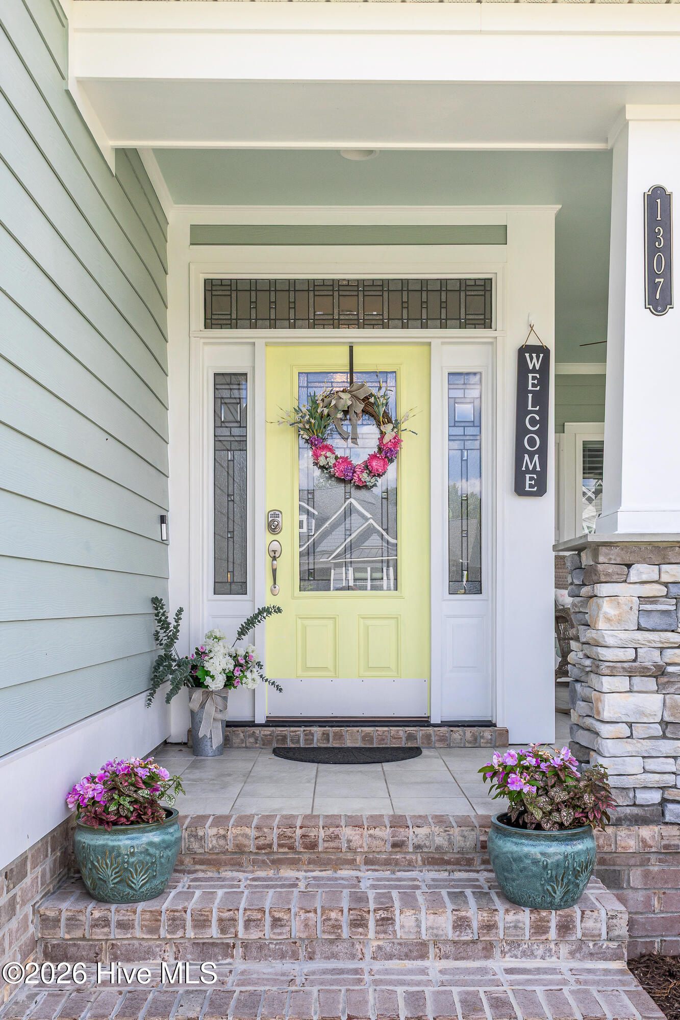 1307 Star Grass Way Property Photo 4