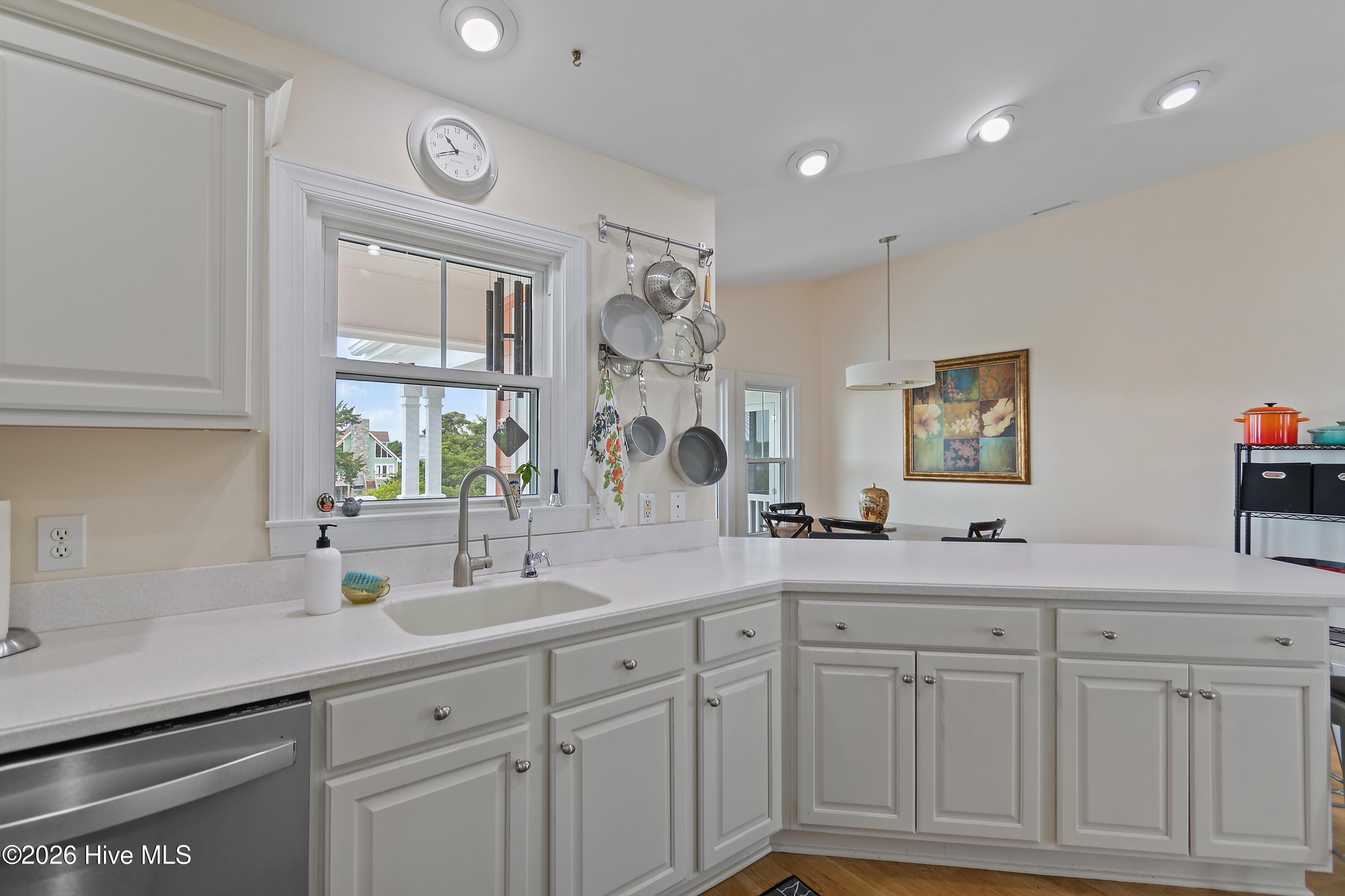 110 Heron Drive Property Photo 15
