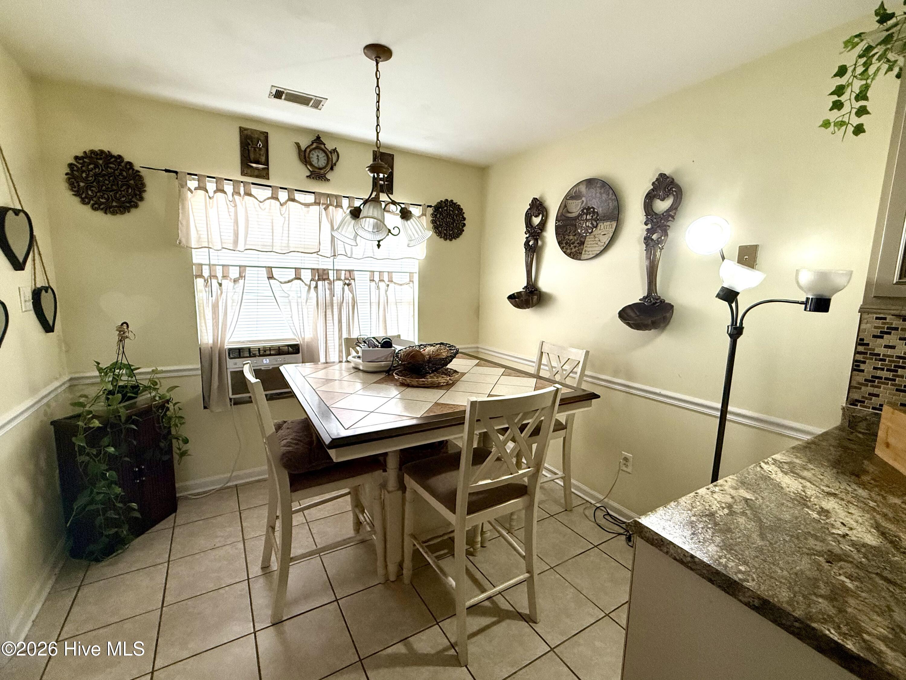 4672 Crested Butte Road Property Photo 6