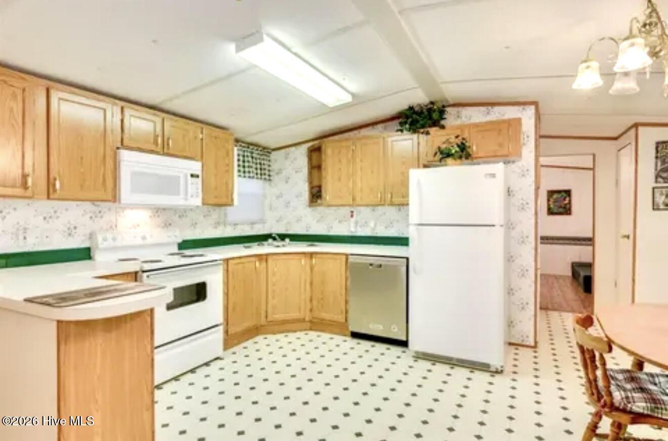 1190 Montego Drive Property Photo 3