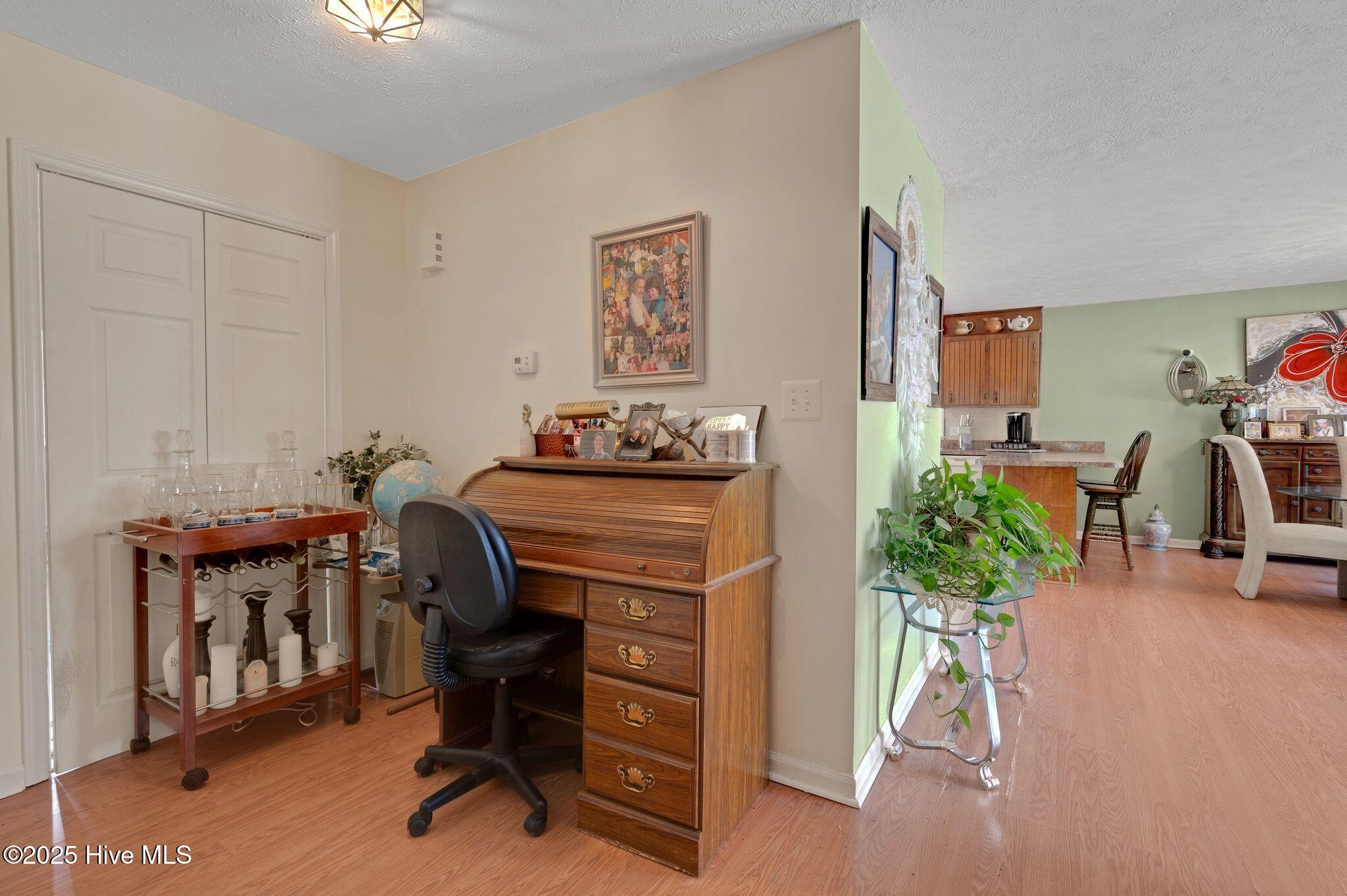 320 Pinecrest Drive Property Photo 14