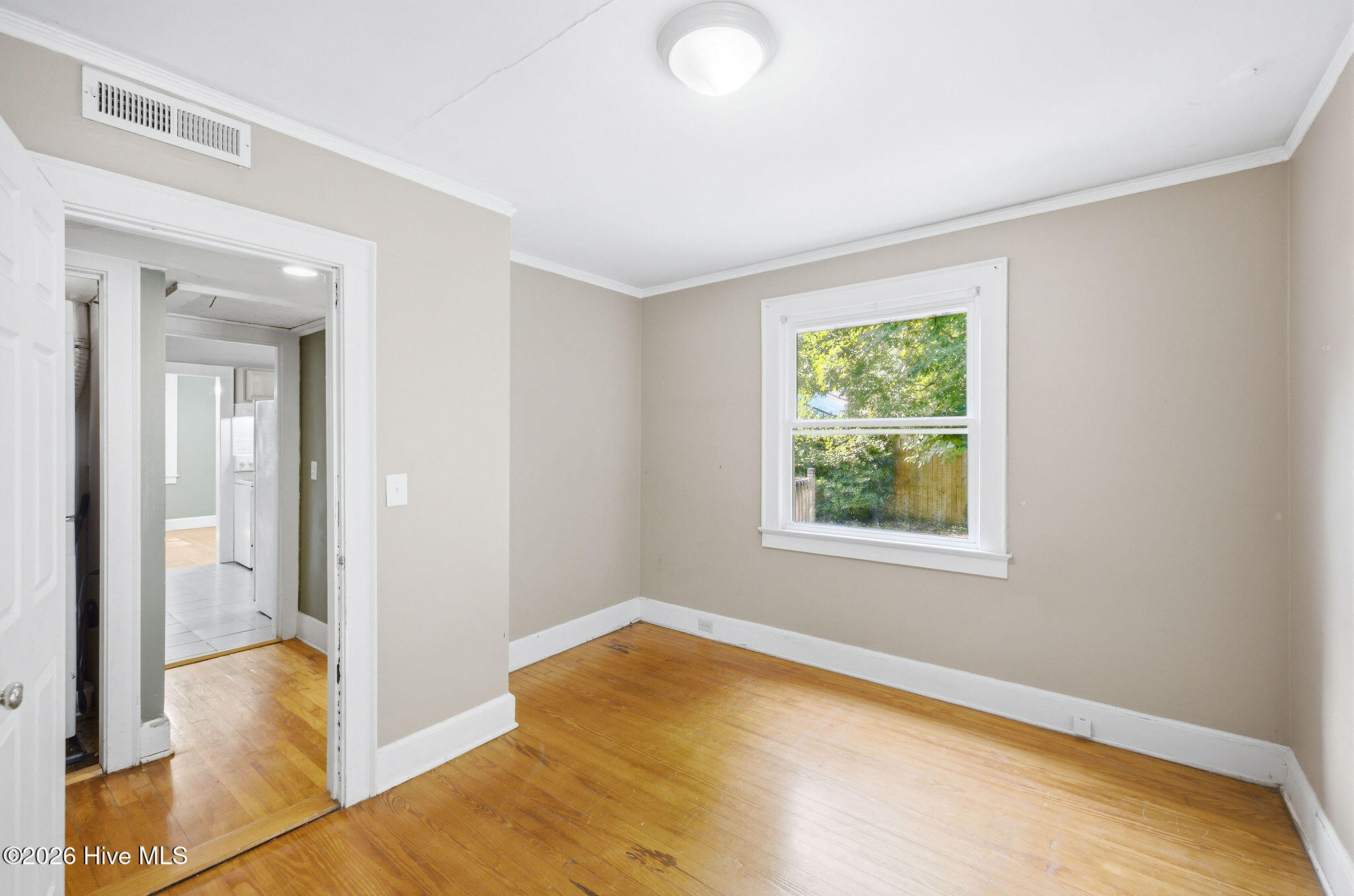 4924 Oleander Drive Property Photo 6