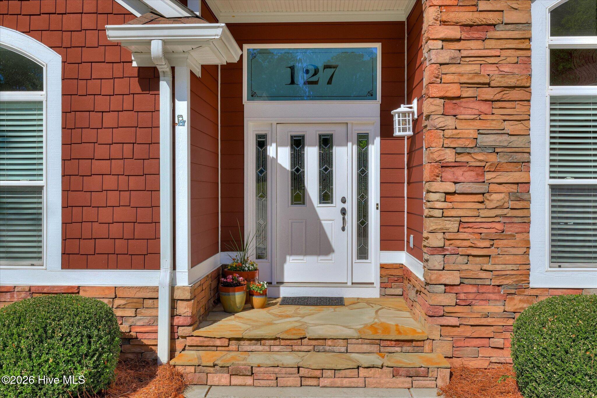 127 Laurens Drive Property Photo 4