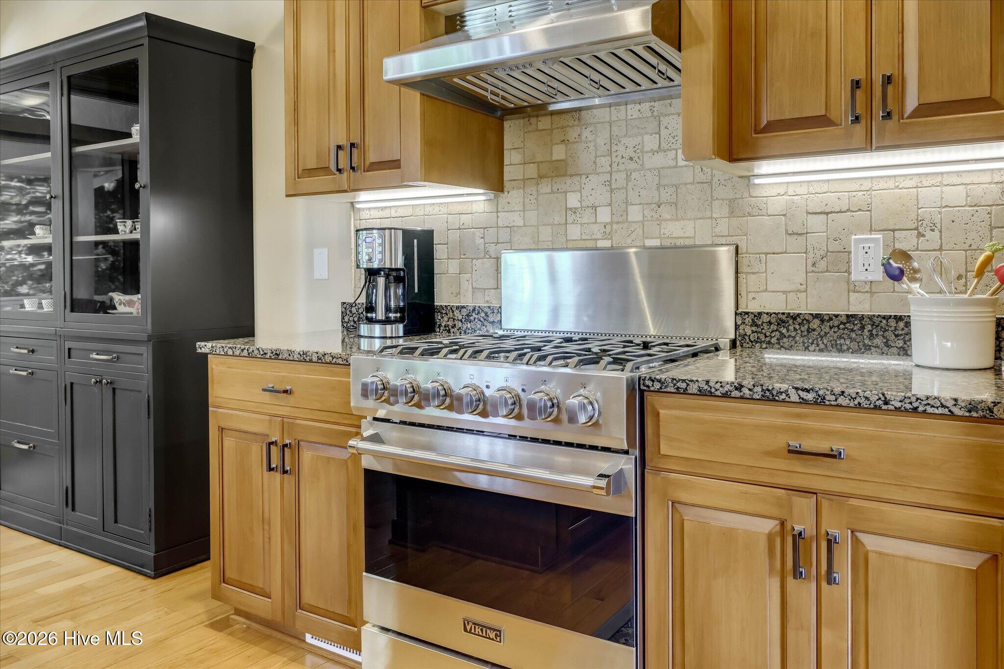 127 Laurens Drive Property Photo 16