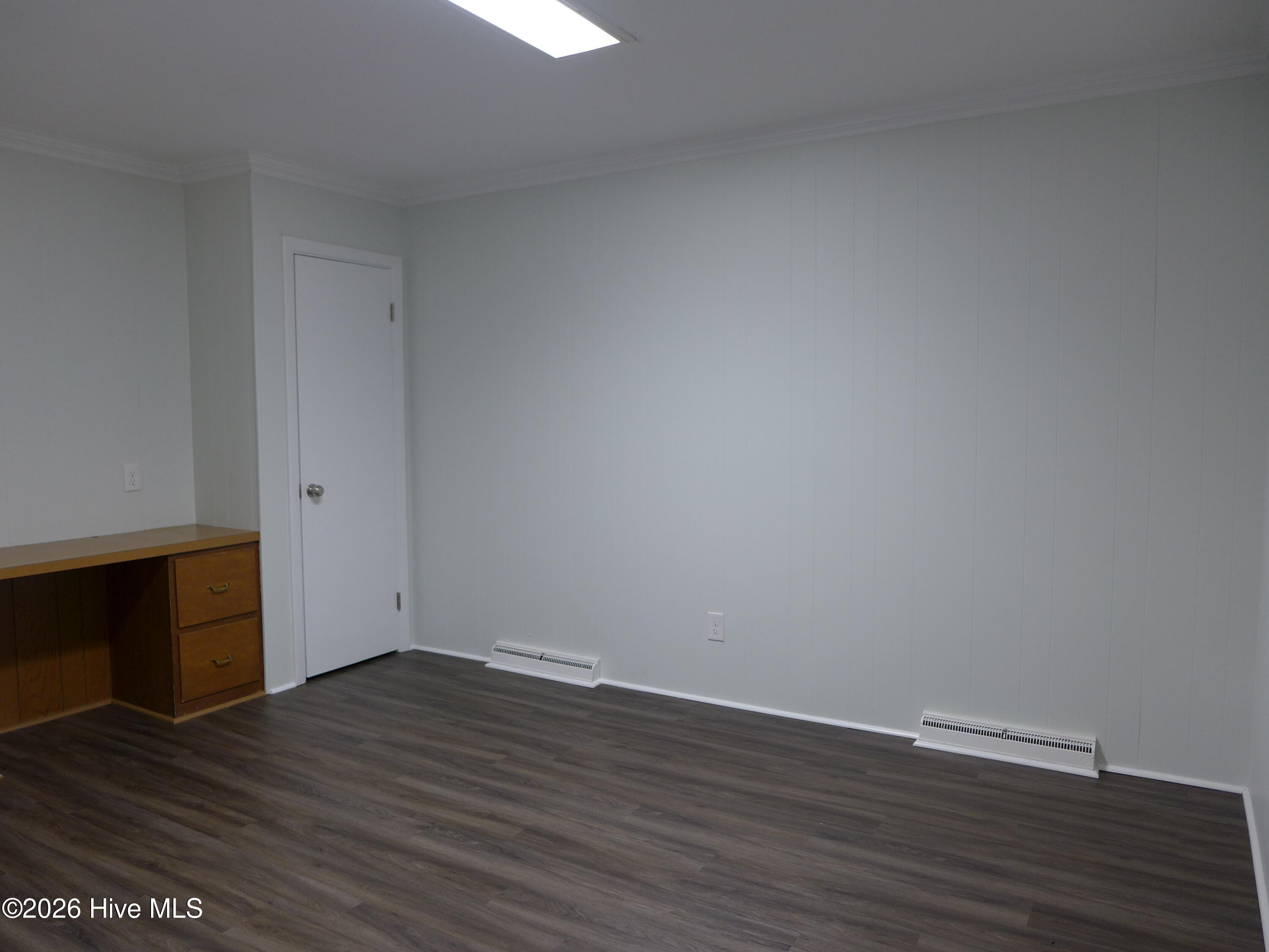 309 E Walnut Street Property Photo 11
