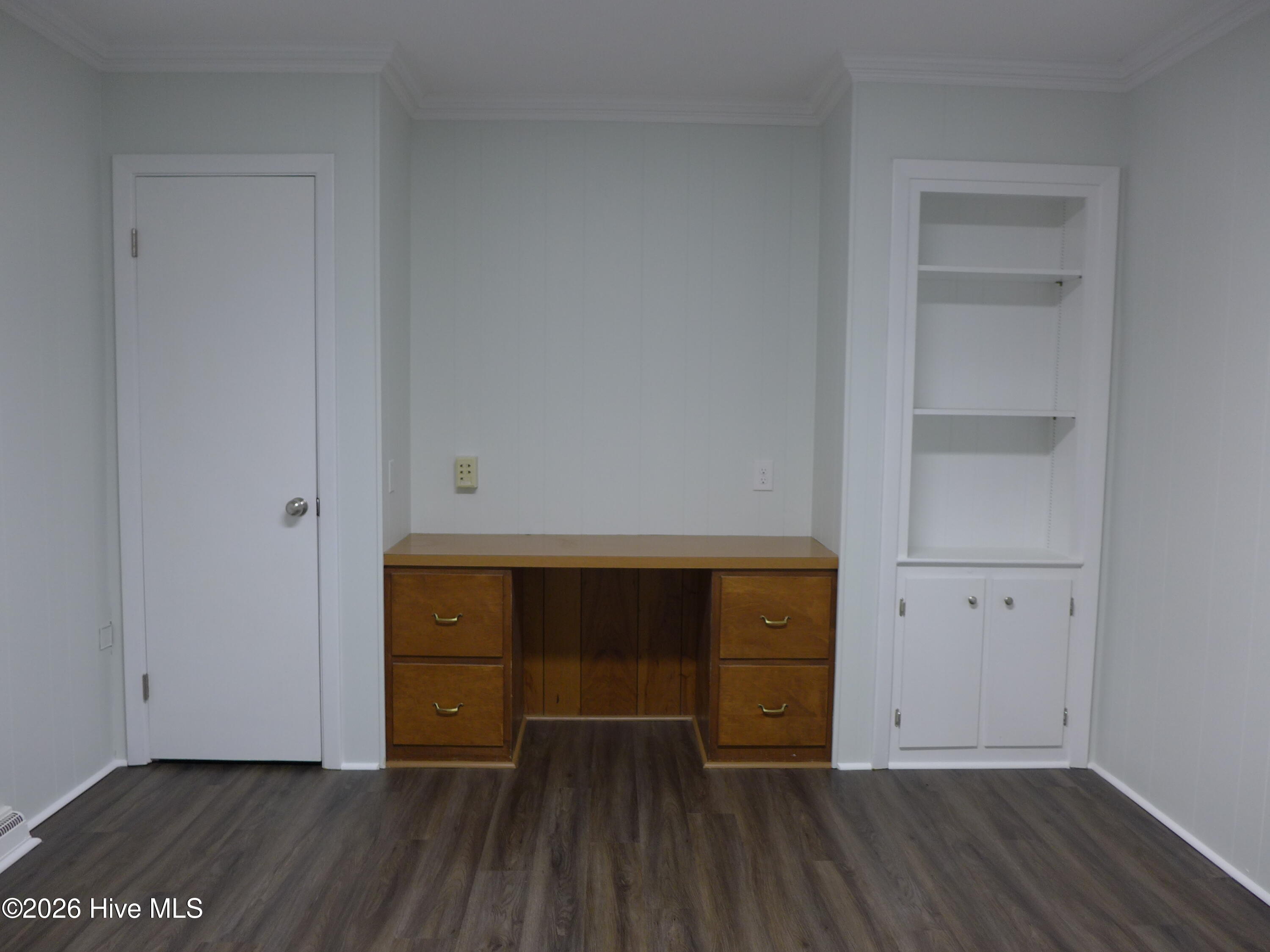 309 E Walnut Street Property Photo 12