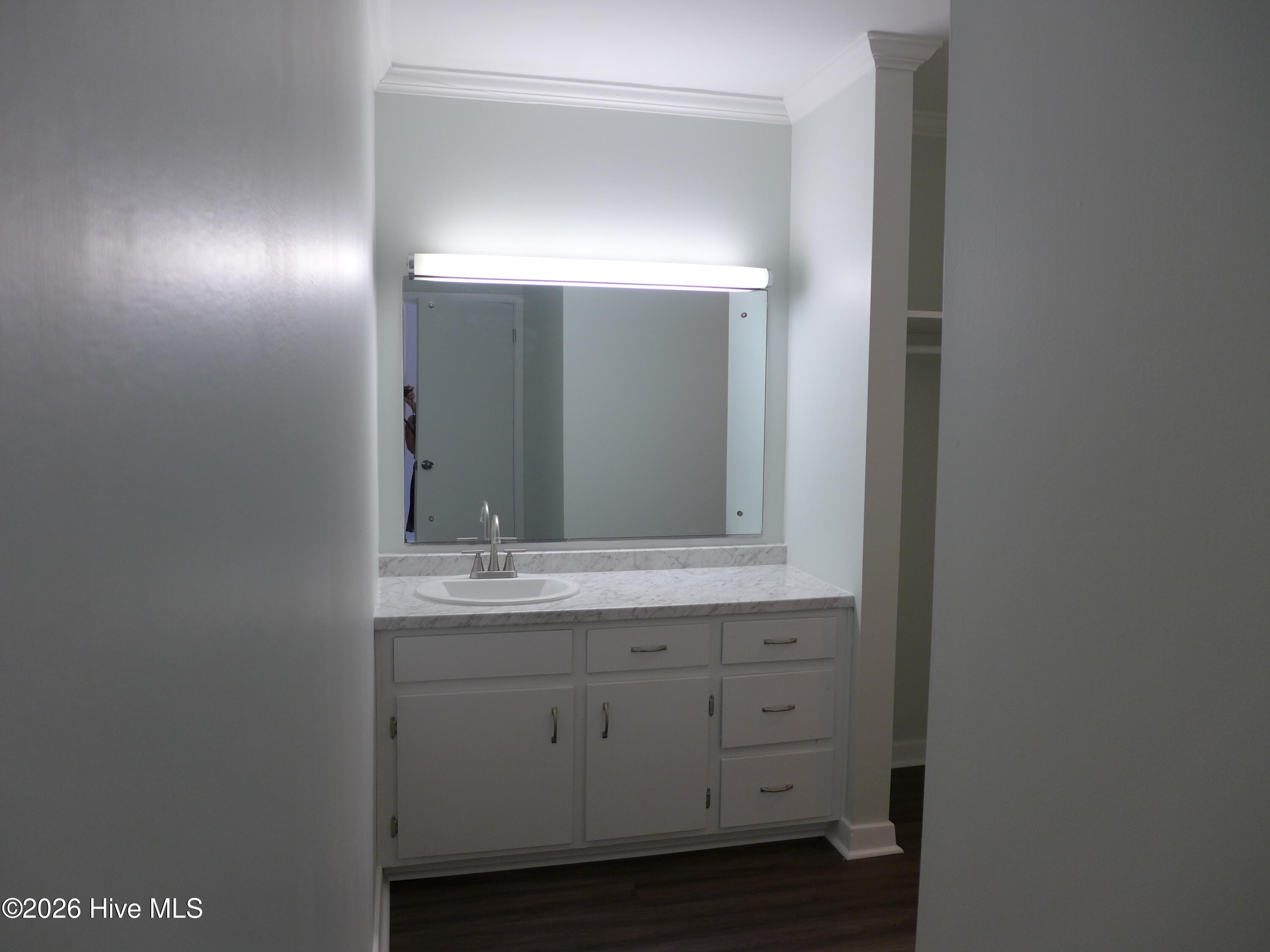 309 E Walnut Street Property Photo 14