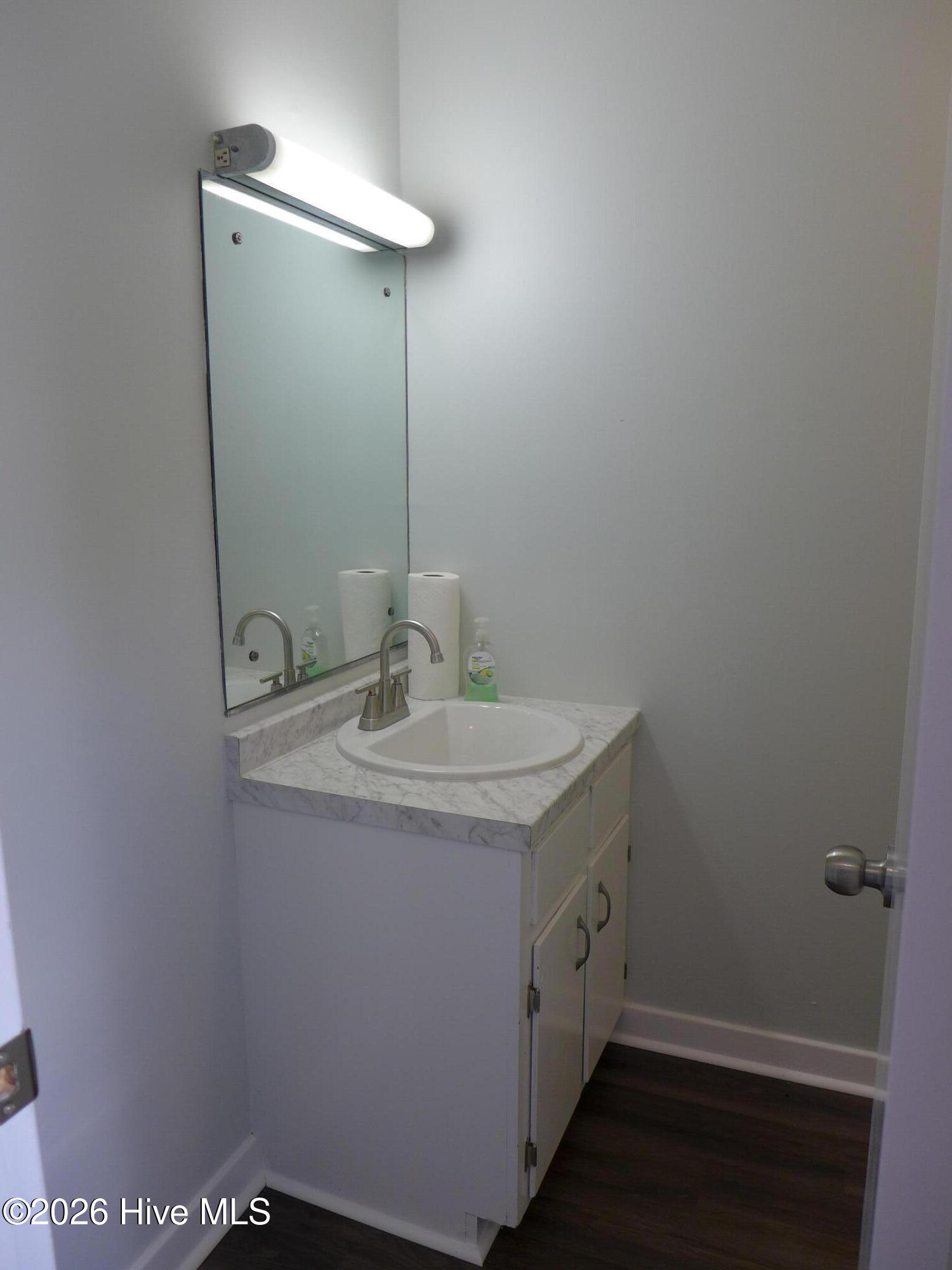 309 E Walnut Street Property Photo 15