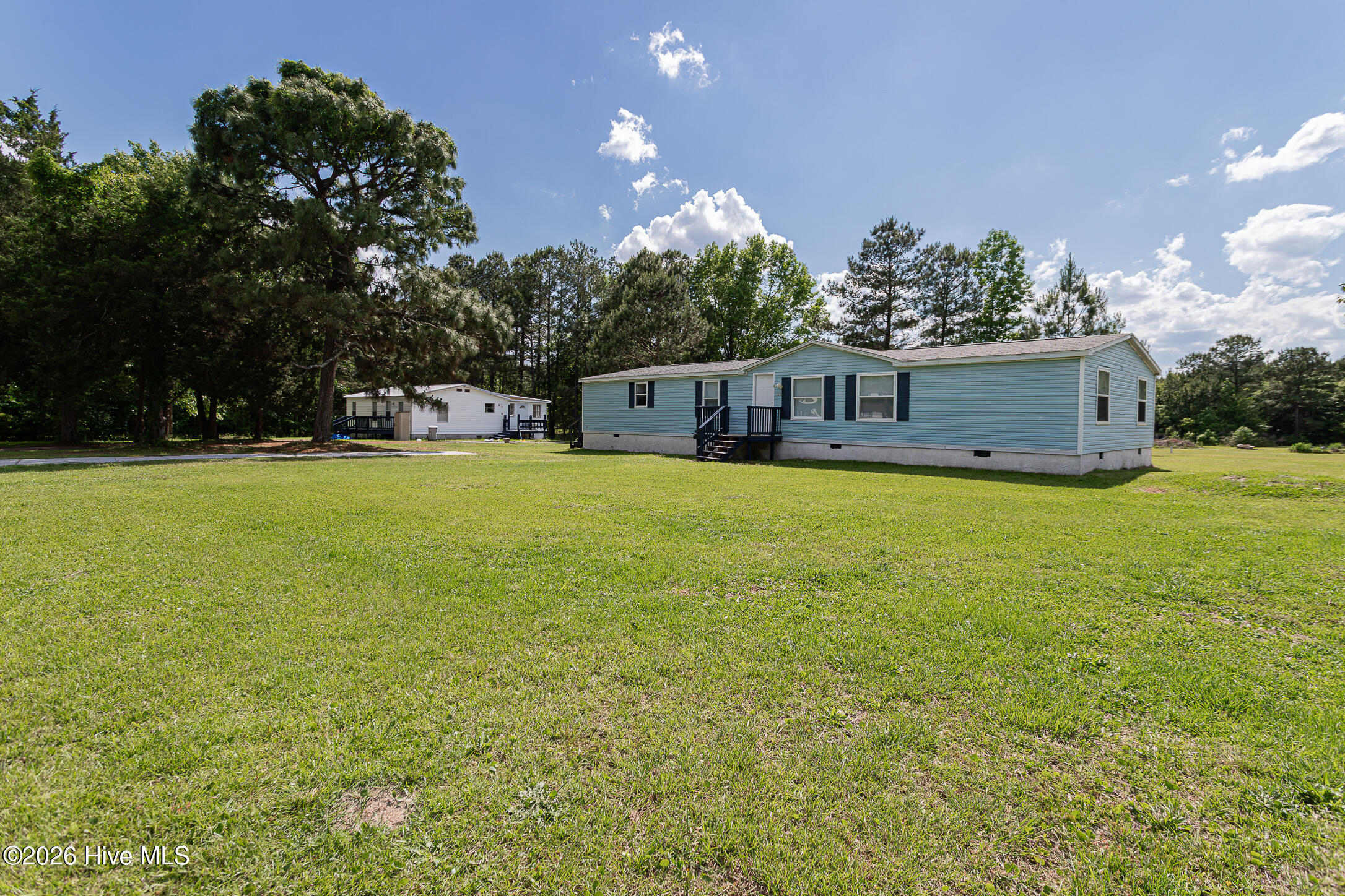 122 Woodbrook Drive Property Photo 4