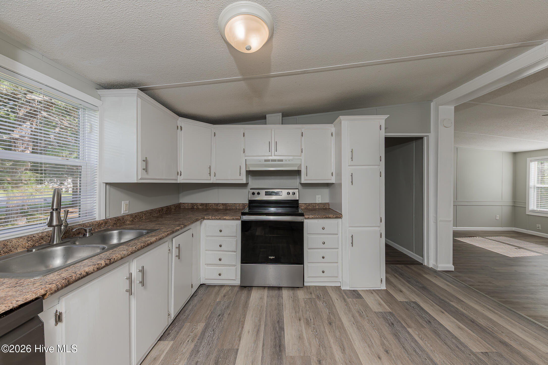 122 Woodbrook Drive Property Photo 16