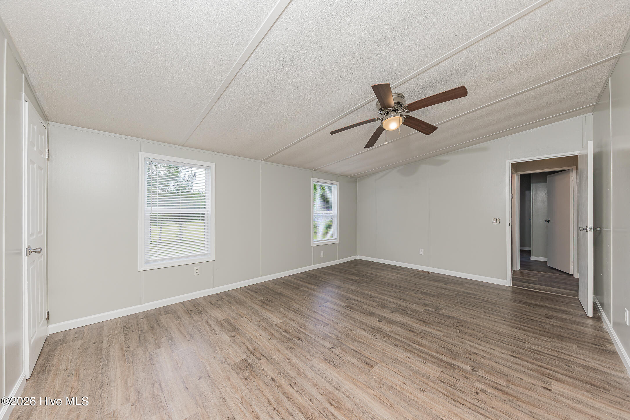 122 Woodbrook Drive Property Photo 24