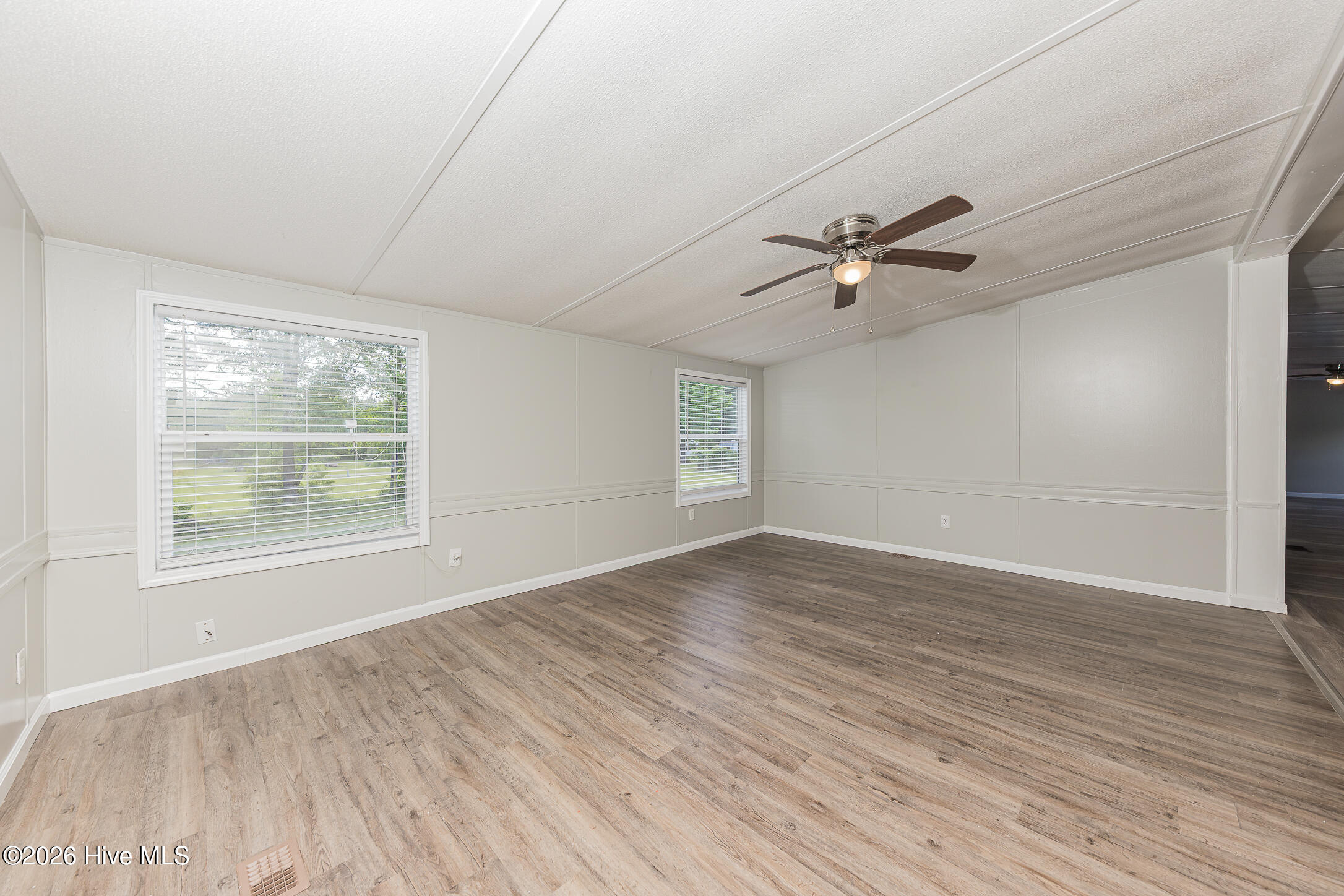 122 Woodbrook Drive Property Photo 27