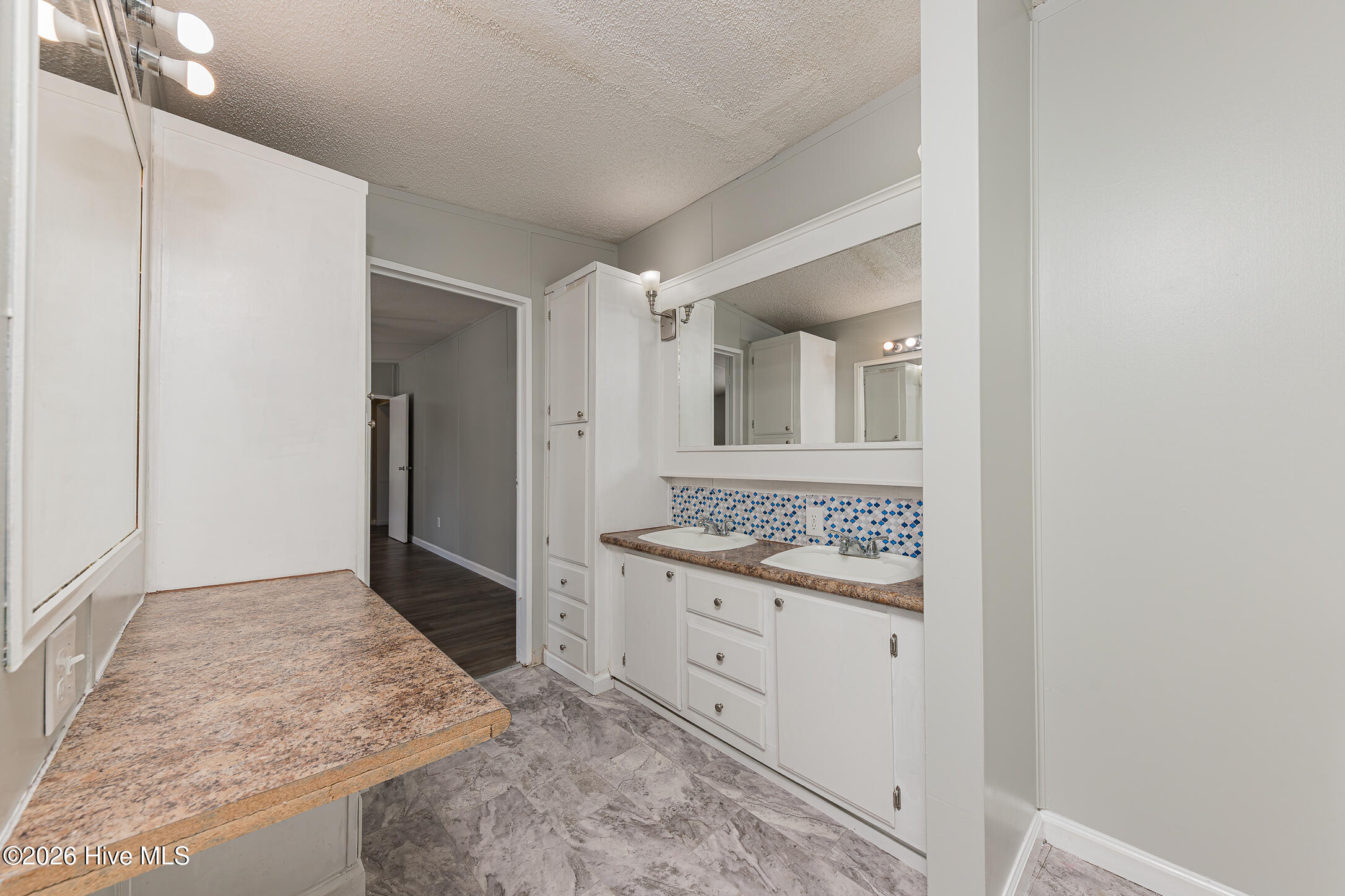 122 Woodbrook Drive Property Photo 30