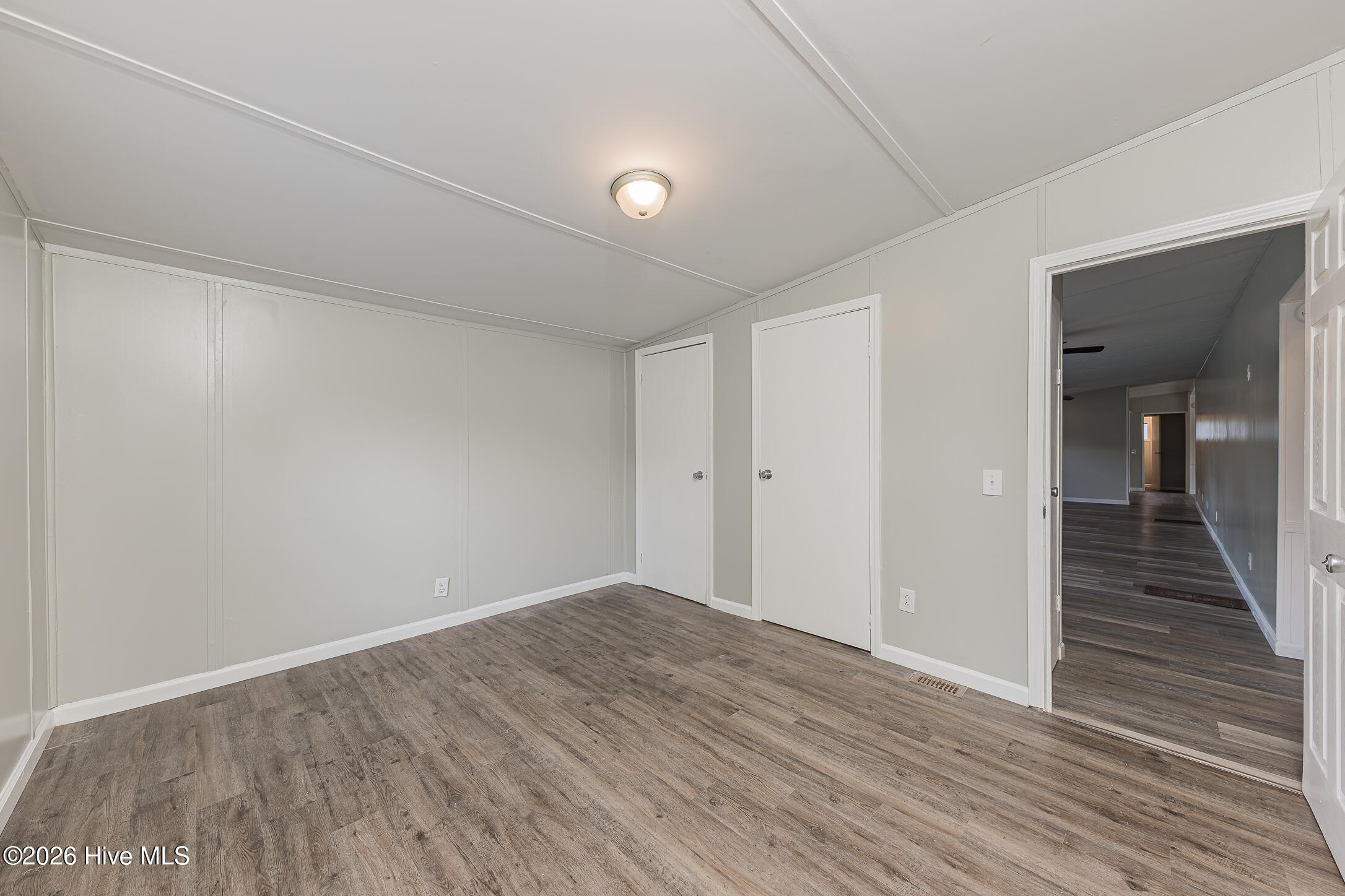 122 Woodbrook Drive Property Photo 36