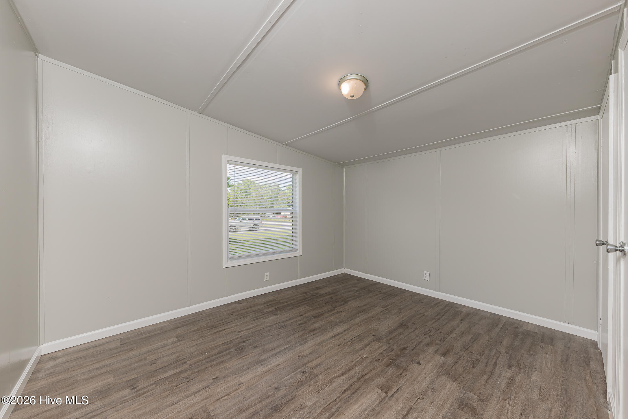122 Woodbrook Drive Property Photo 37