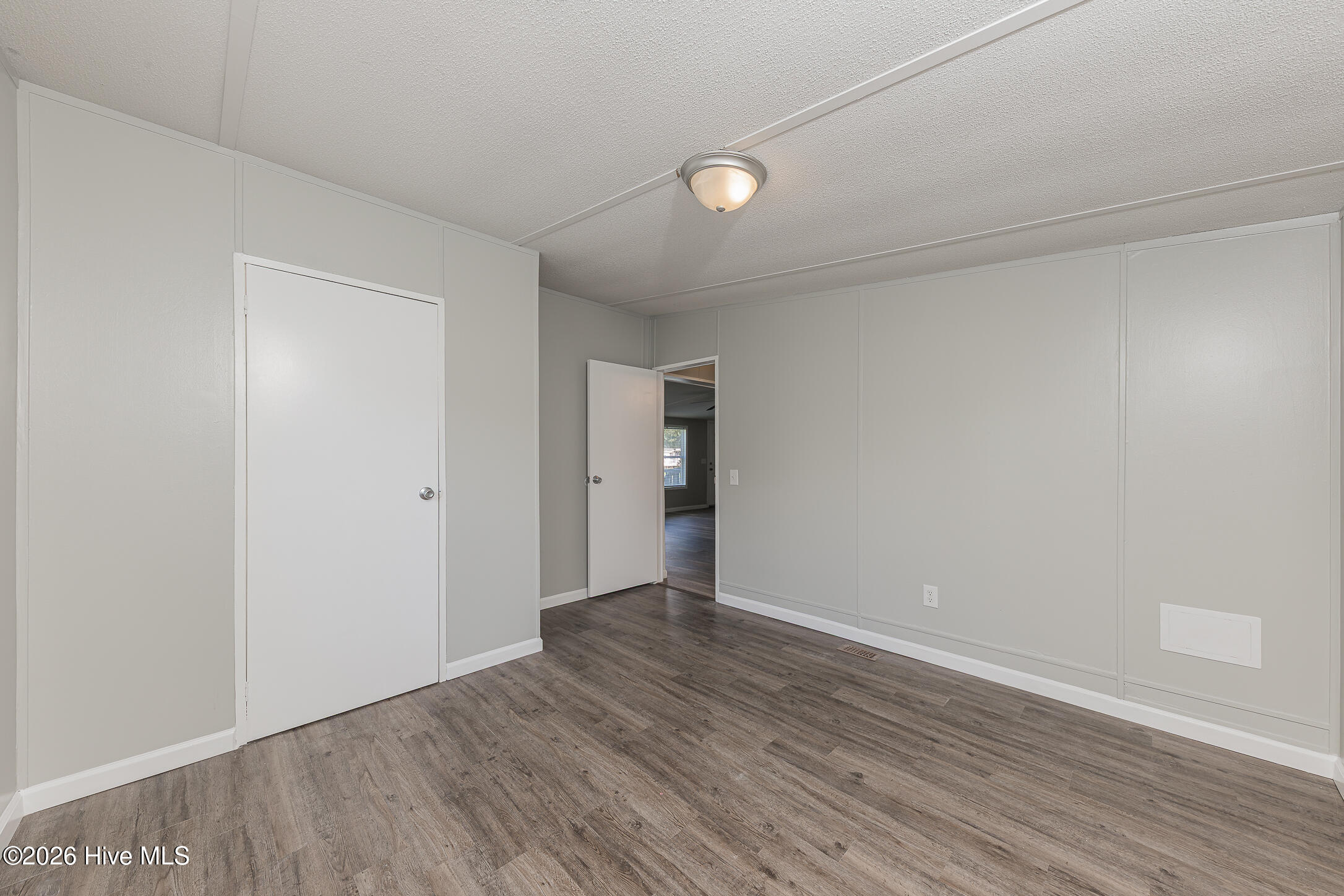 122 Woodbrook Drive Property Photo 39