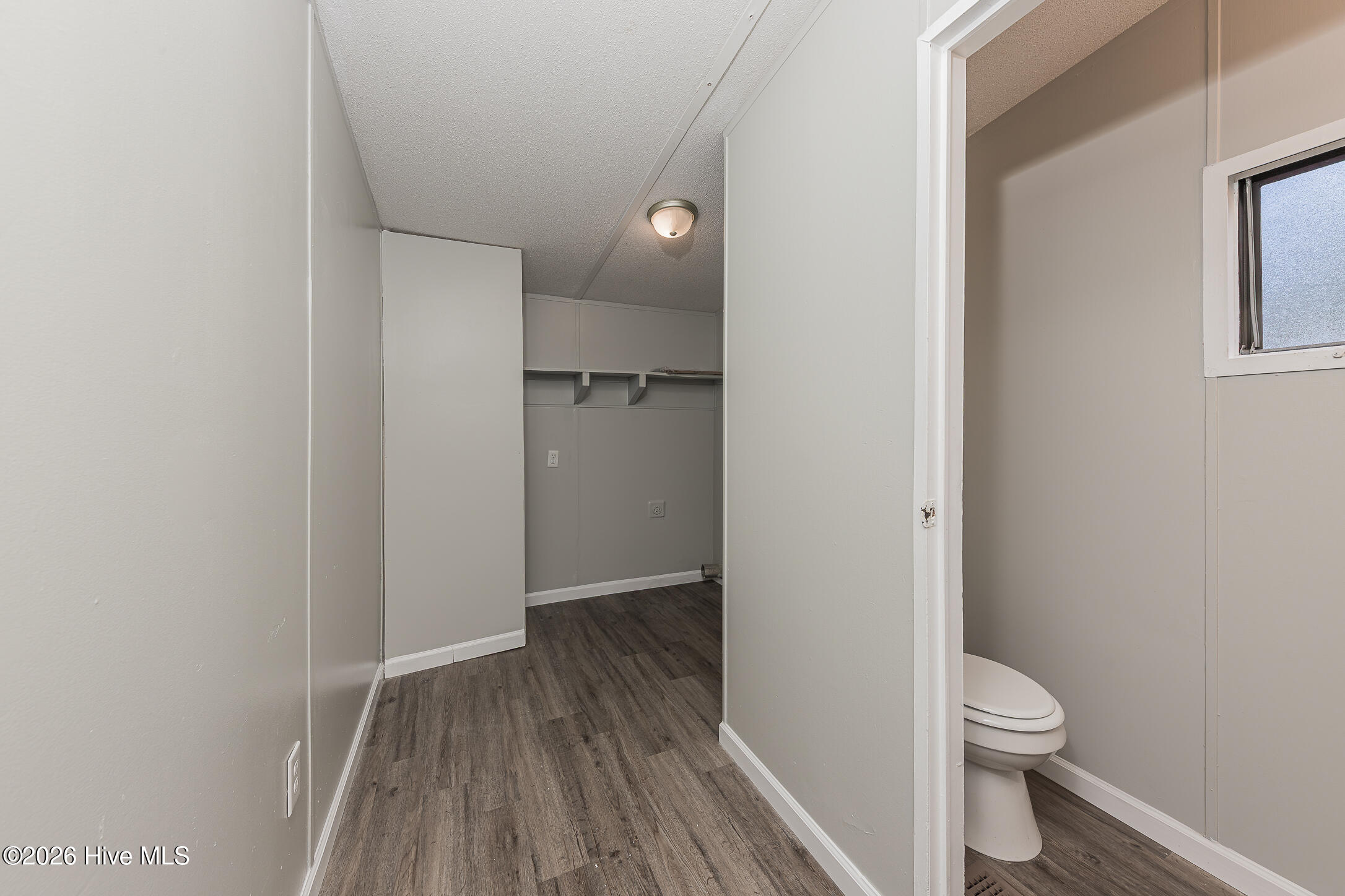 122 Woodbrook Drive Property Photo 47