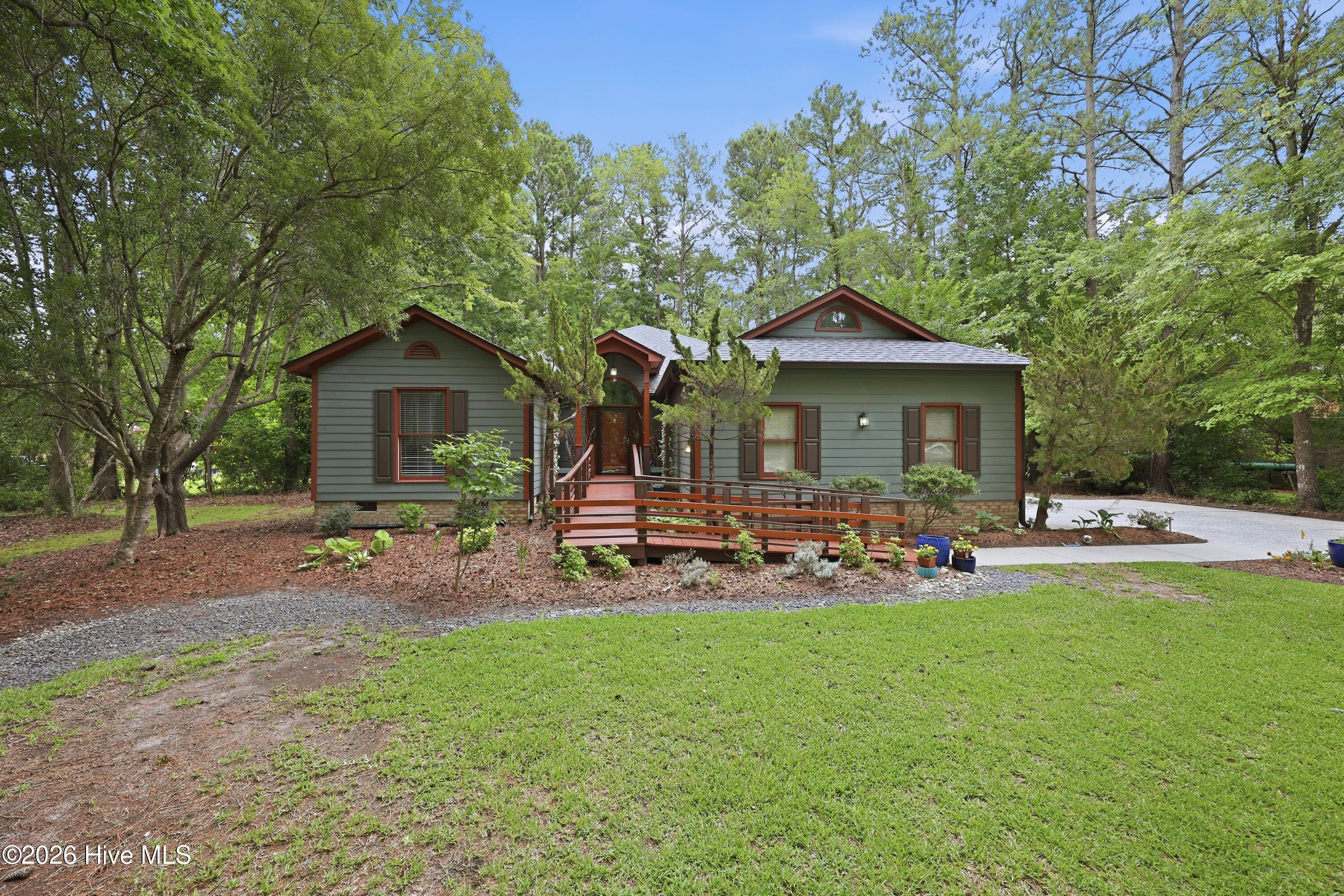 6015 Club House Drive Property Photo 3
