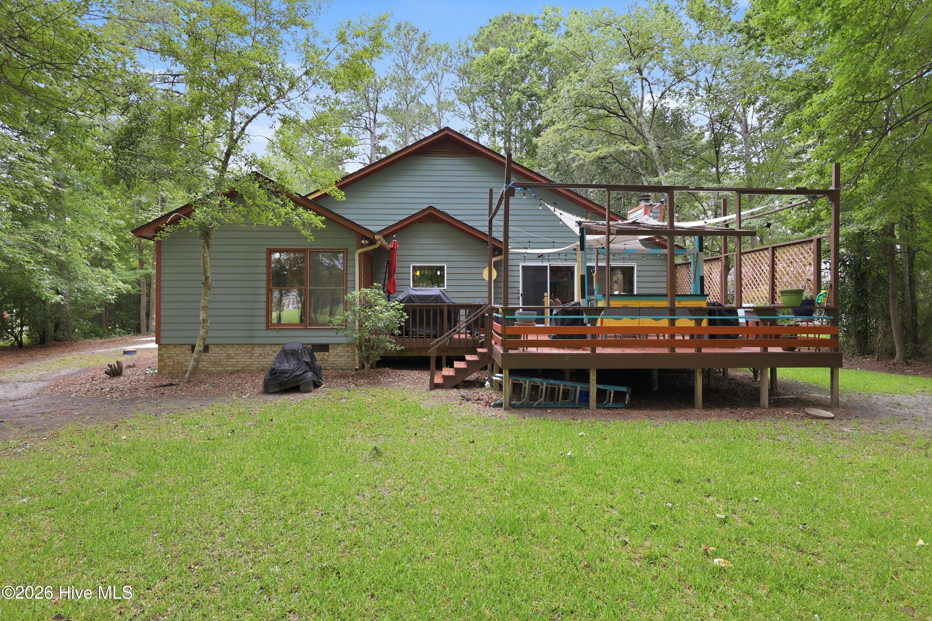 6015 Club House Drive Property Photo 39