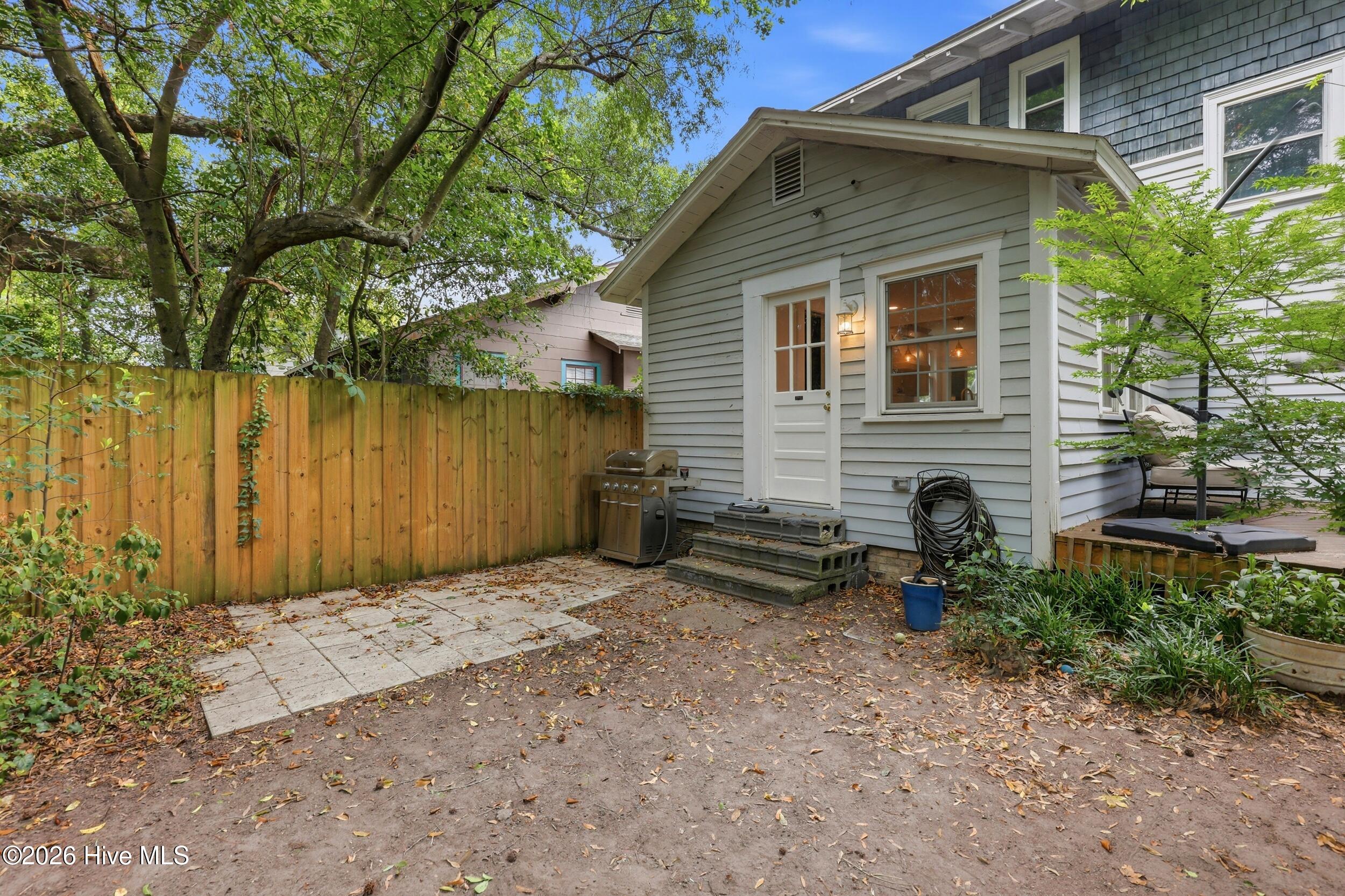 210 Northern Boulevard Property Photo 41