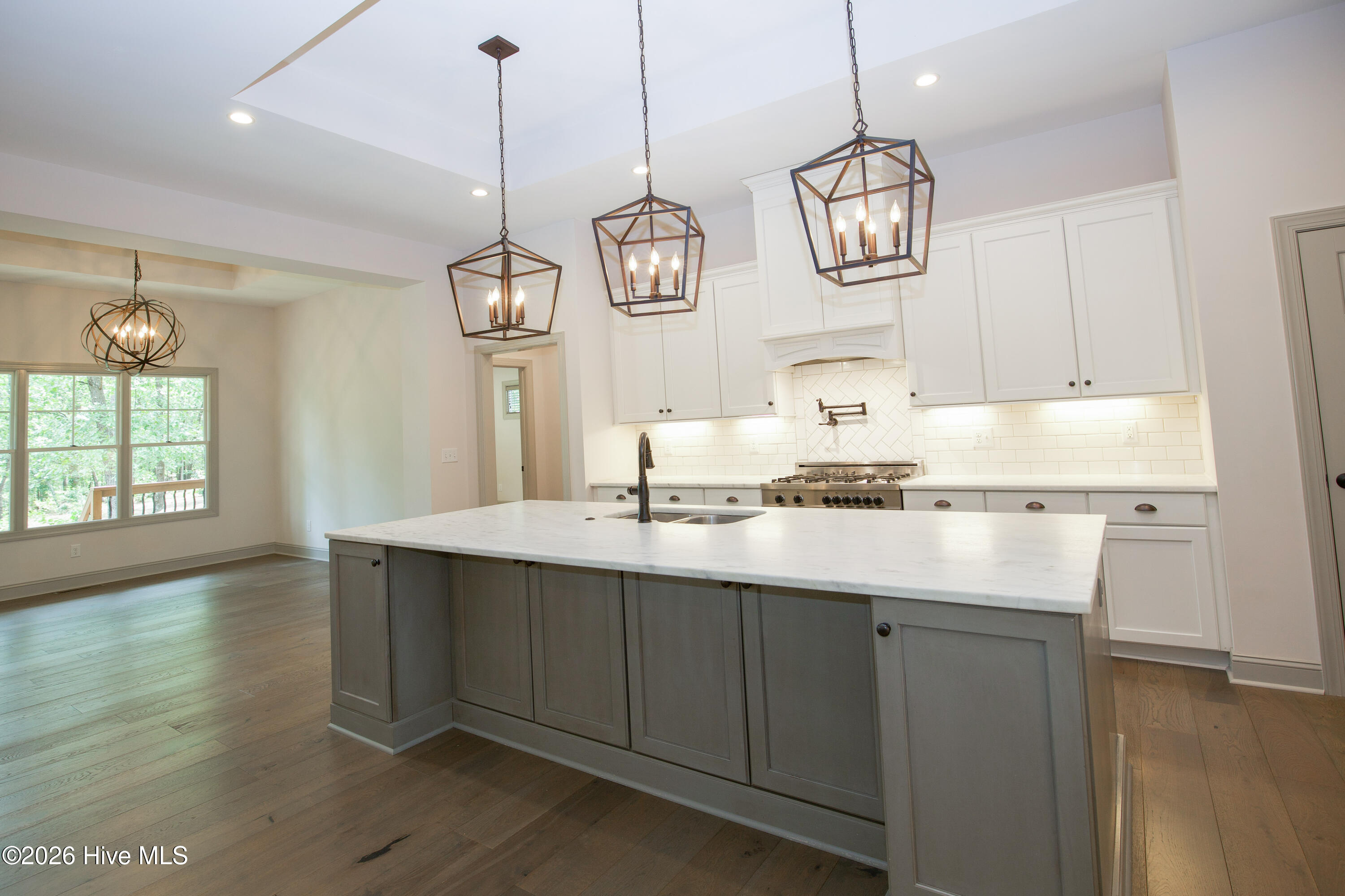 102 Greystones Court Property Photo 13