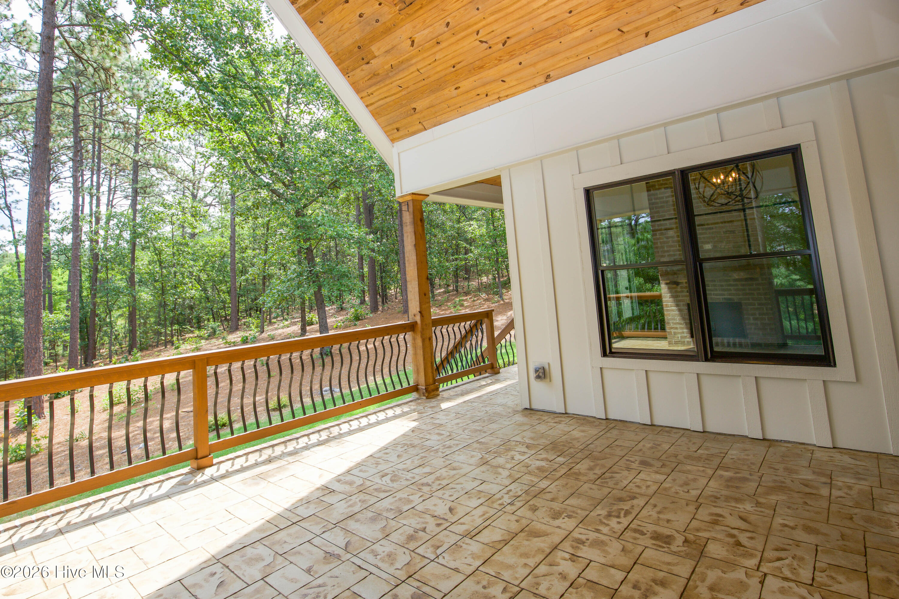102 Greystones Court Property Photo 24