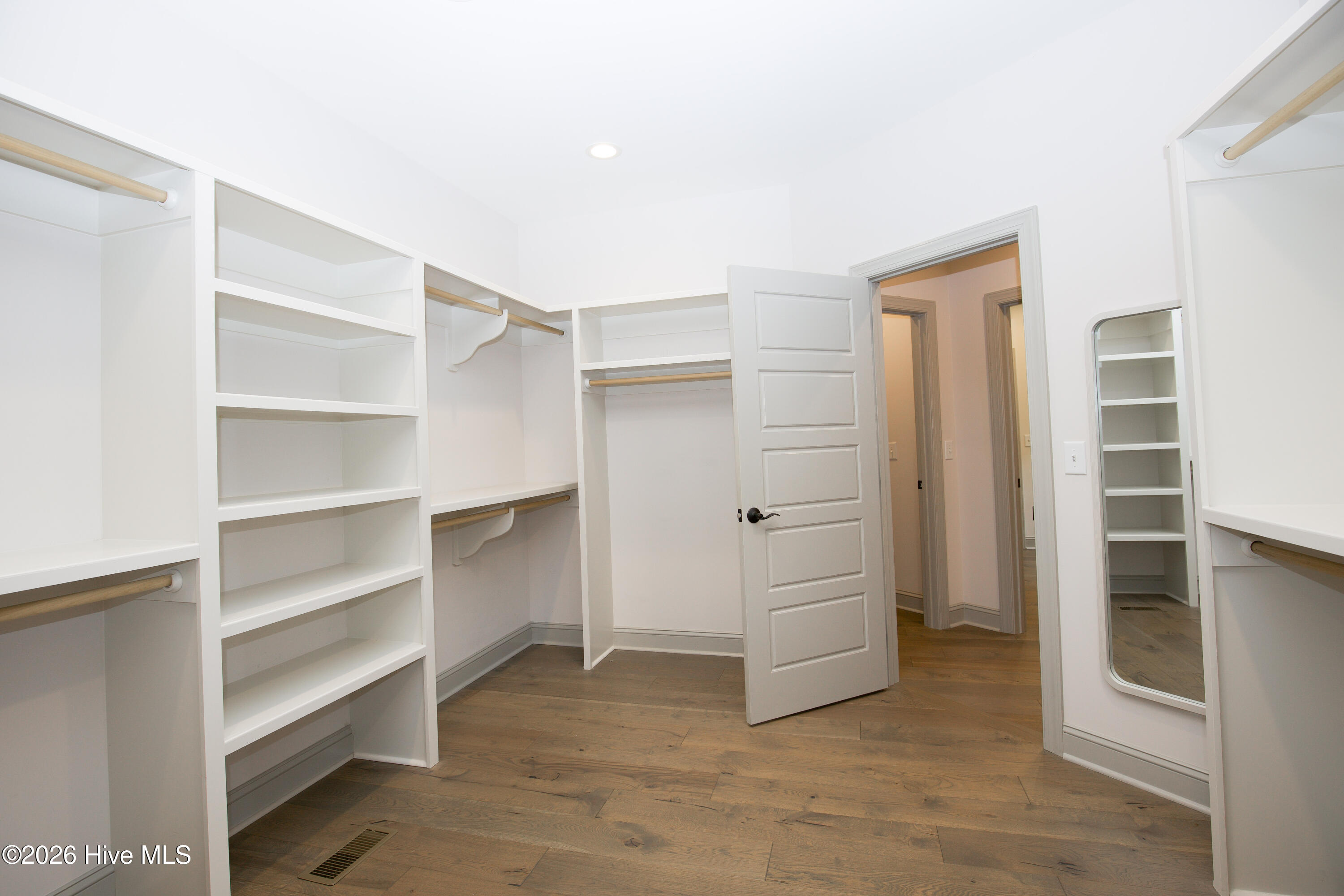 102 Greystones Court Property Photo 36