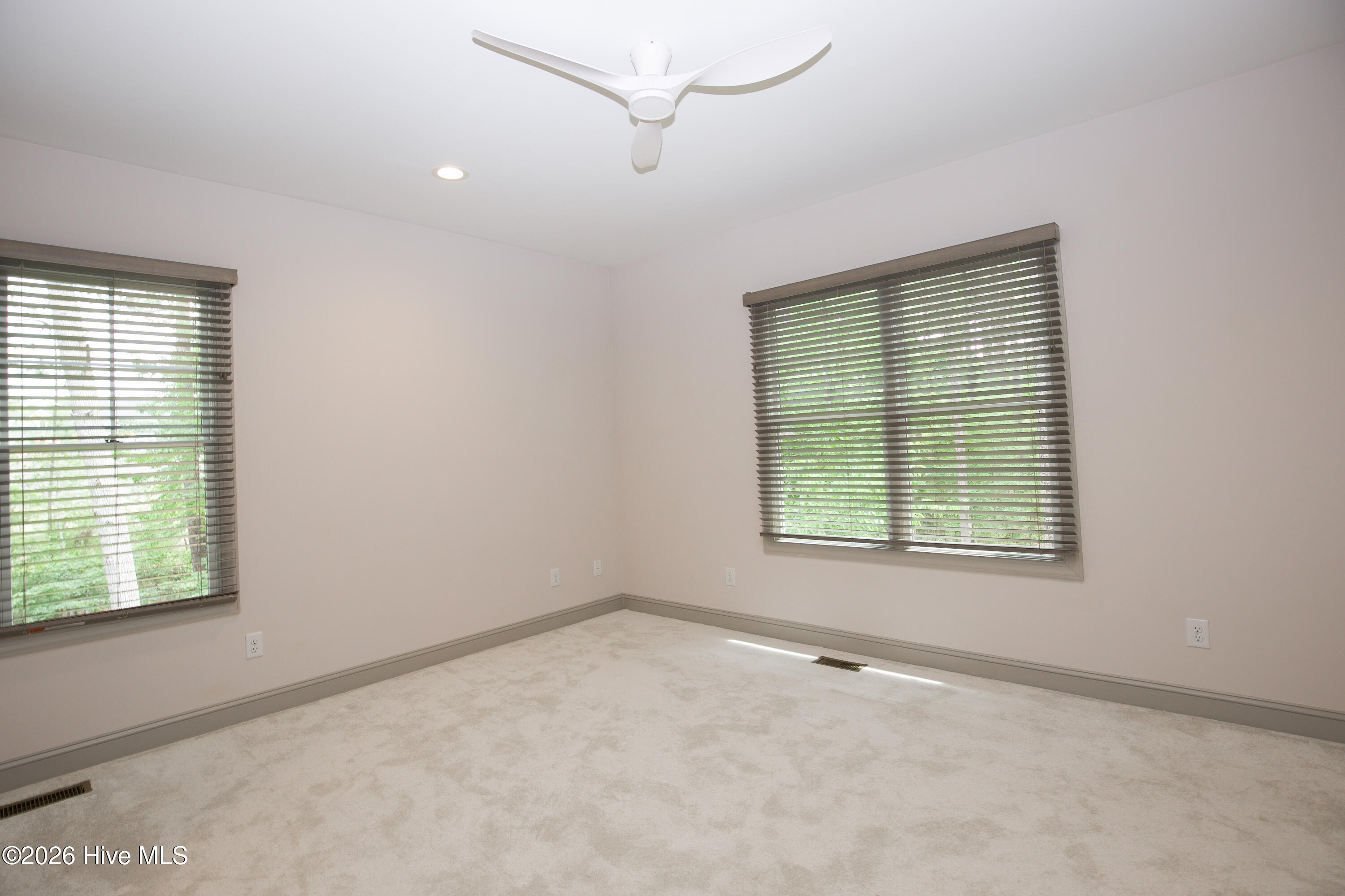102 Greystones Court Property Photo 47