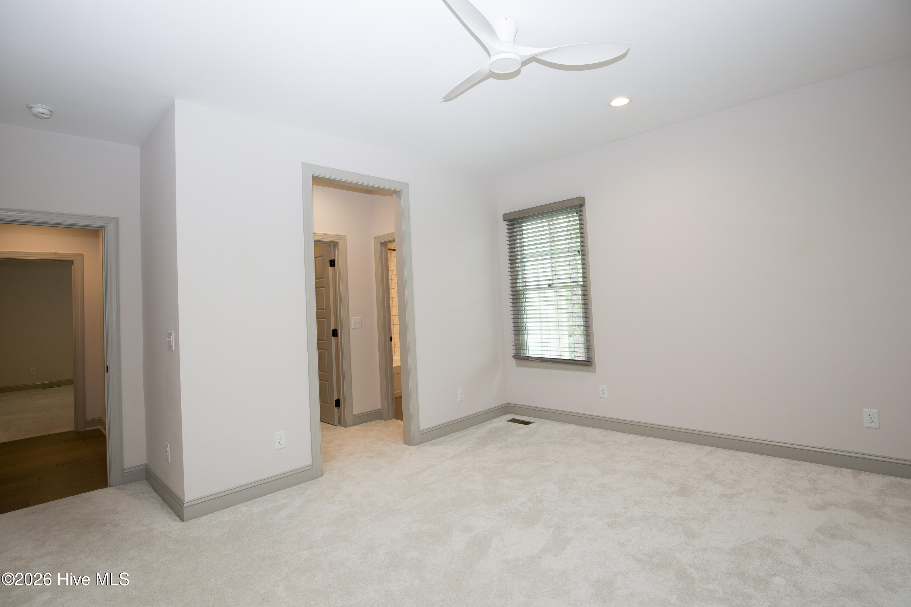 102 Greystones Court Property Photo 48