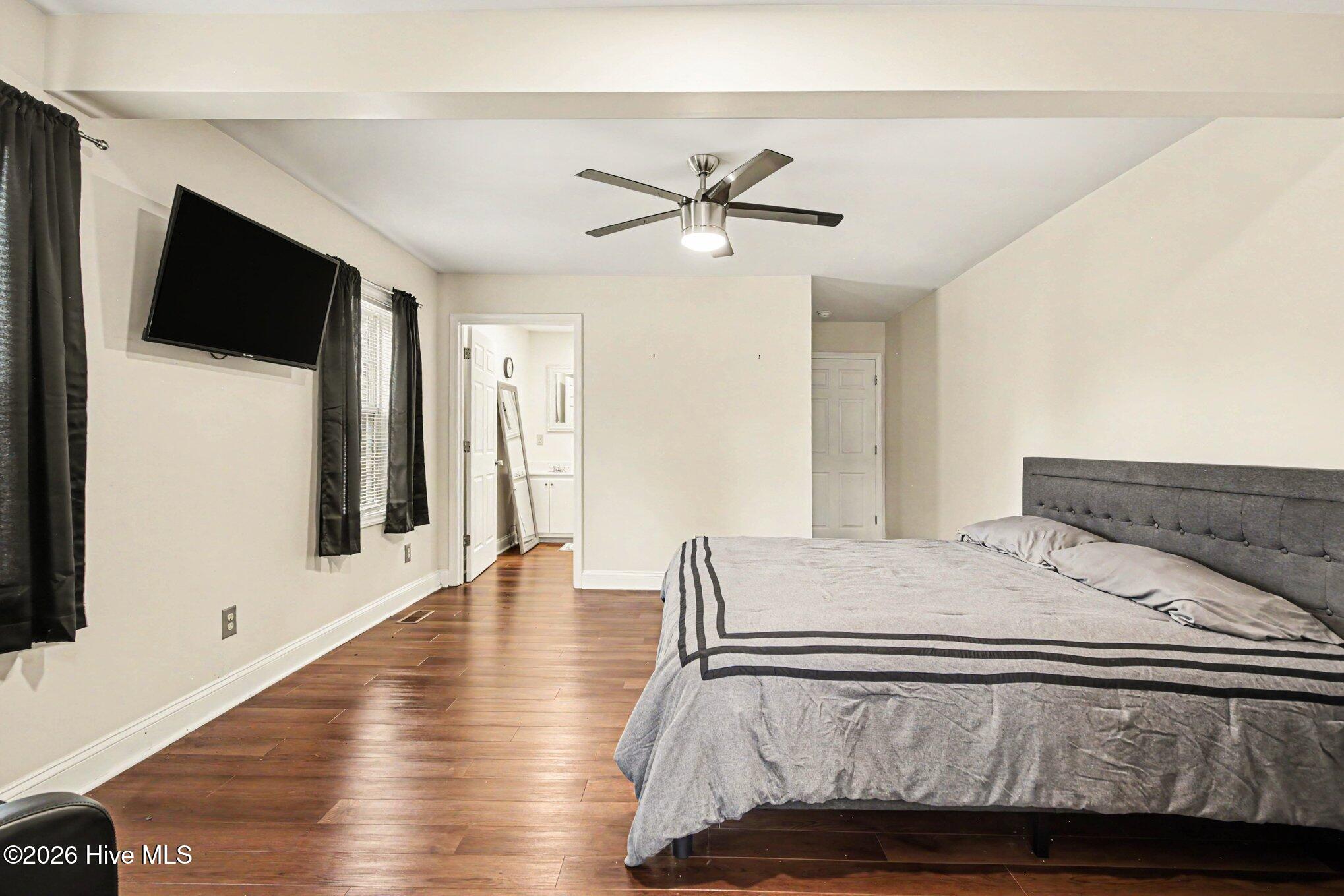 1304 Nance Street Property Photo 3