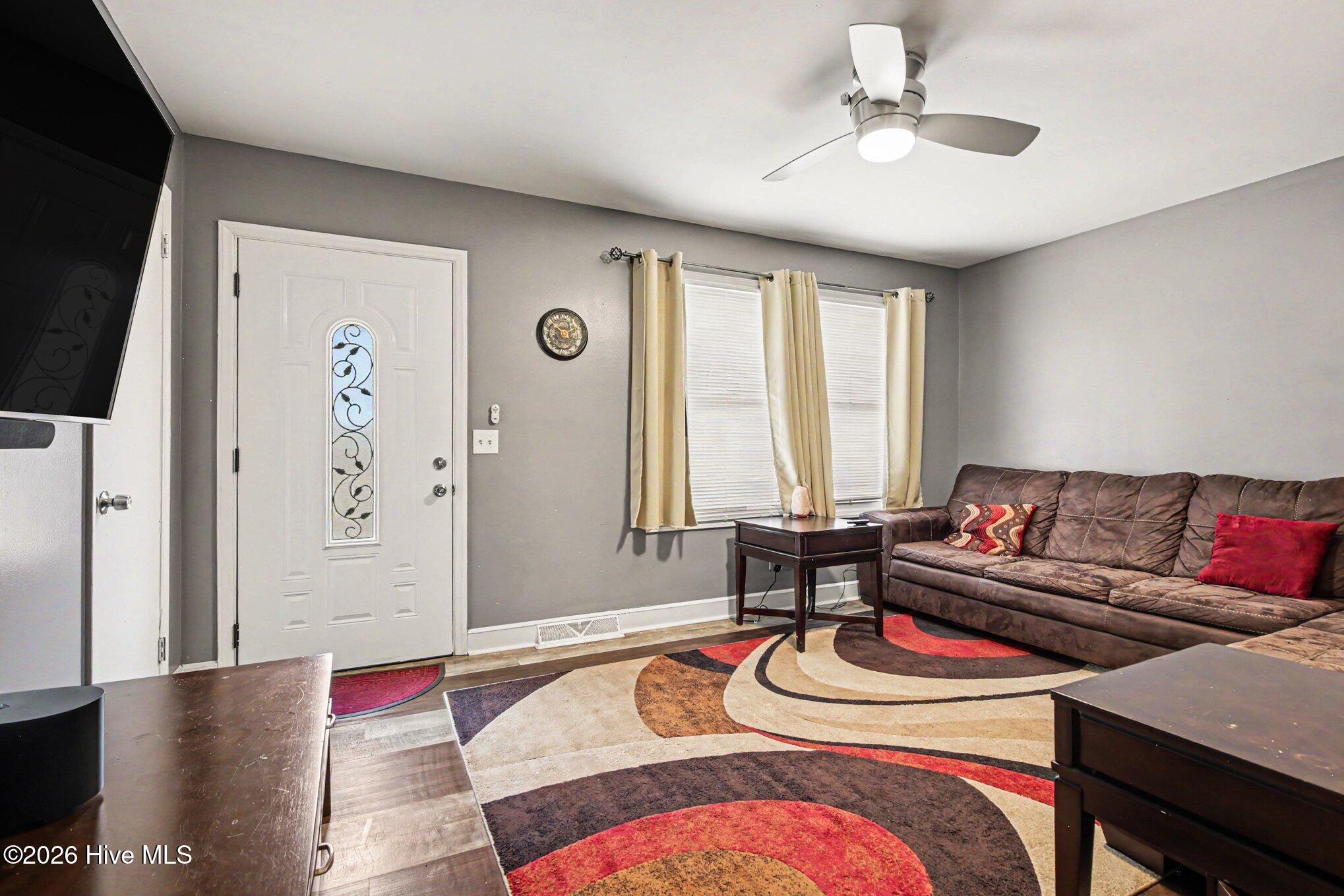 1304 Nance Street Property Photo 4