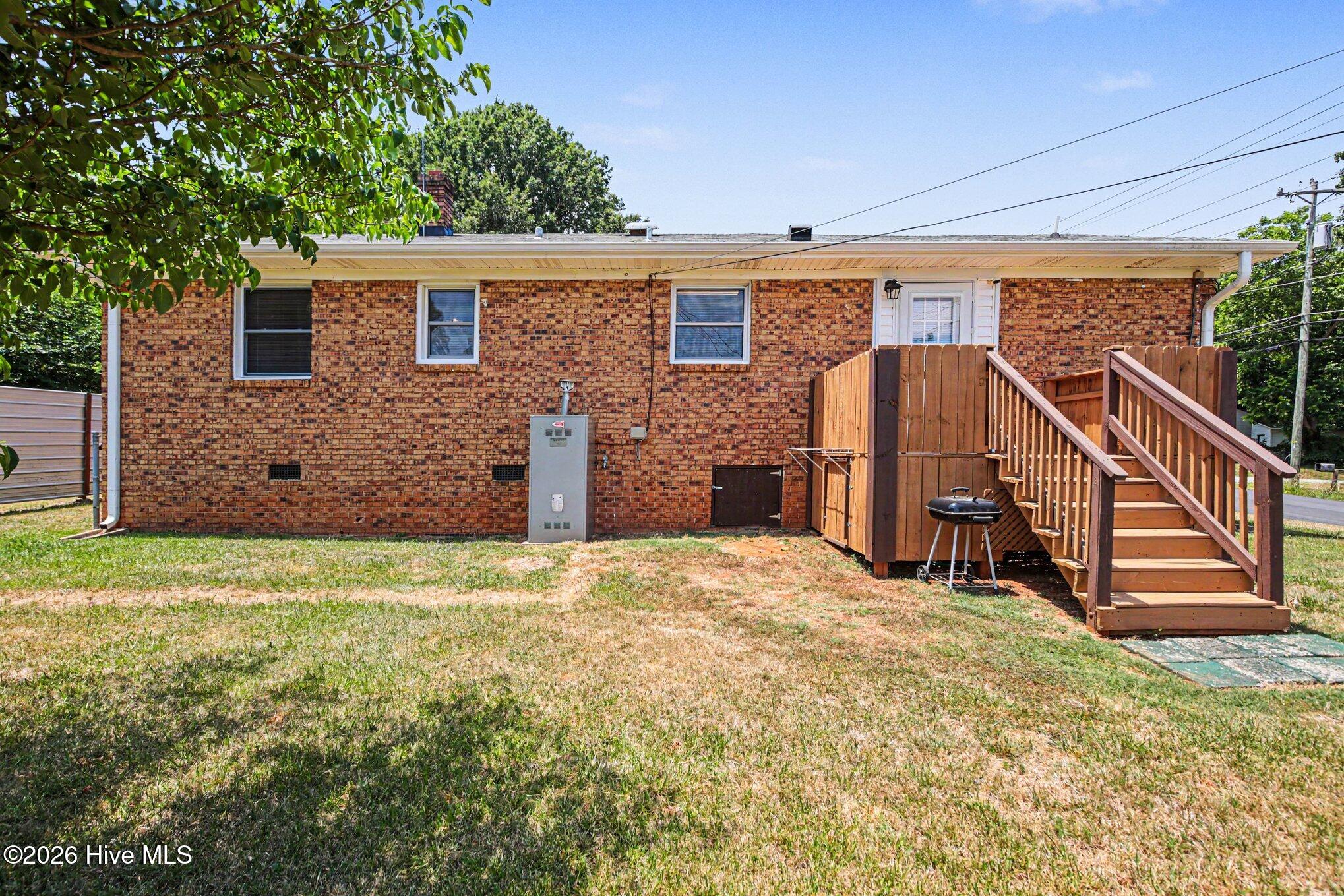 1304 Nance Street Property Photo 10
