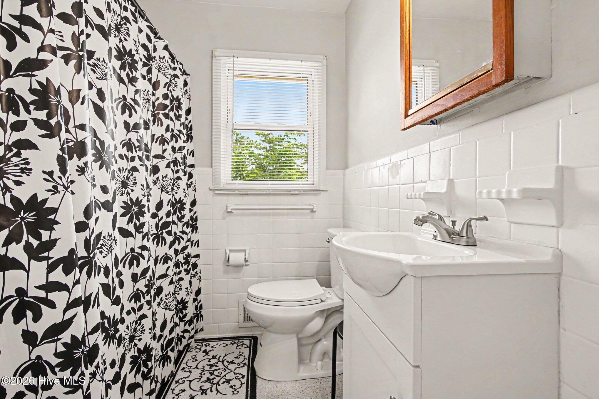1304 Nance Street Property Photo 18