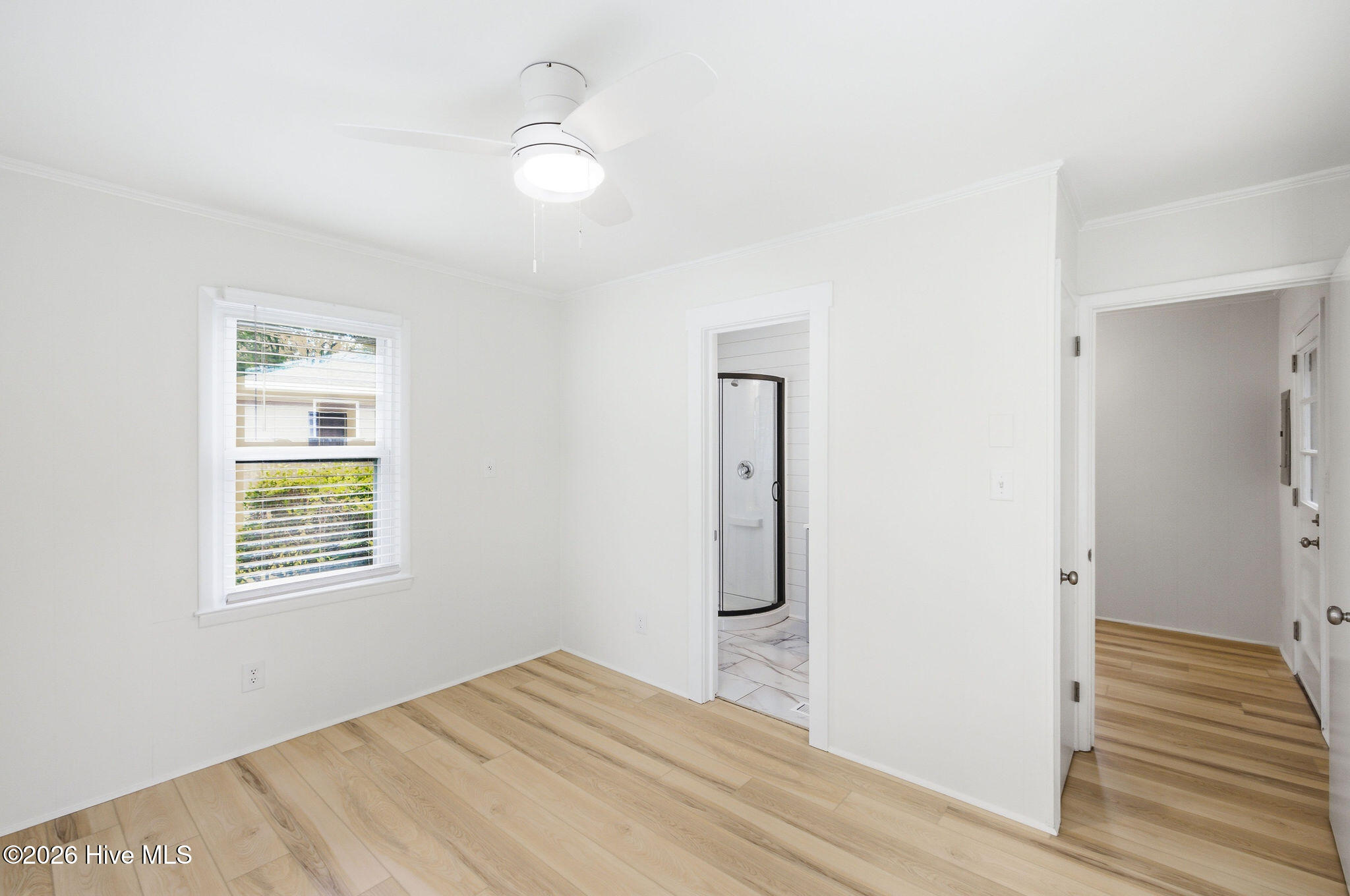 521 Thomas Avenue Property Photo 12